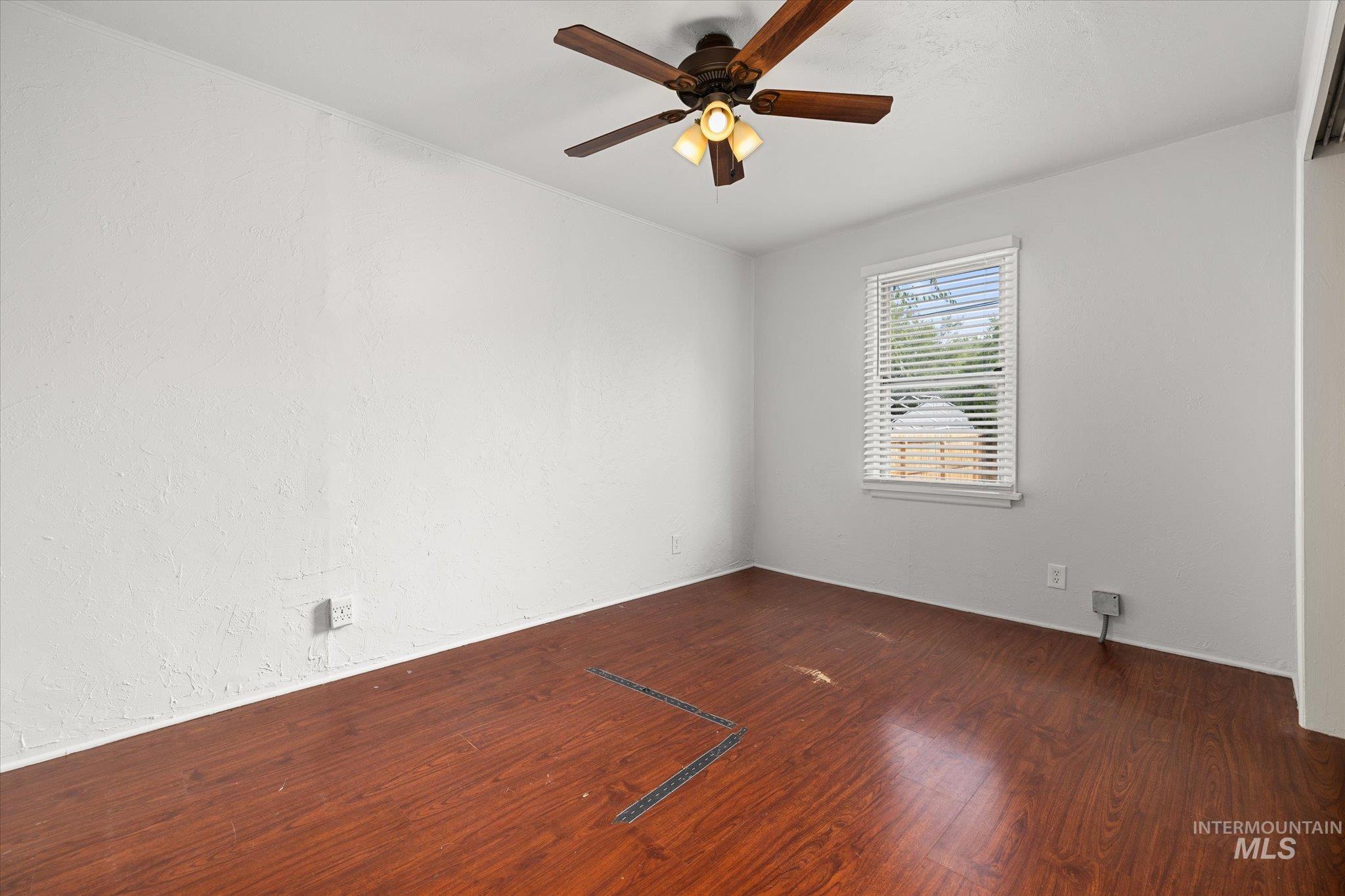 1904 S Atlantic St, Boise, Idaho 83705, 3 Bedrooms, 1 Bathroom, Residential For Sale, Price $350,000, 98960572