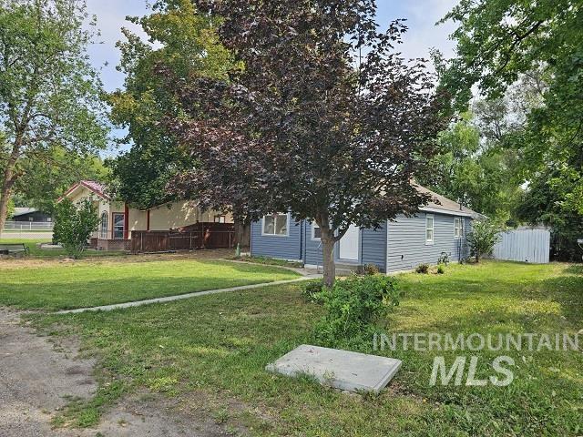 224 Holly Ave, New Plymouth, Idaho 83655, 1 Bedroom, 1 Bathroom, Residential For Sale, Price $255,000, 98960601