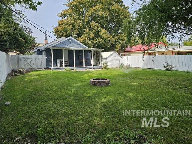 224 Holly Ave, New Plymouth, Idaho 83655, 1 Bedroom, 1 Bathroom, Residential For Sale, Price $255,000, 98960601