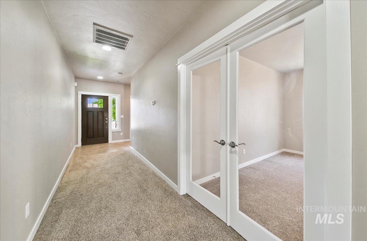 3225 N Quarrystone Way, Meridian, Idaho 83646, 3 Bedrooms, 2 Bathrooms, Residential For Sale, Price $475,000, 98960613