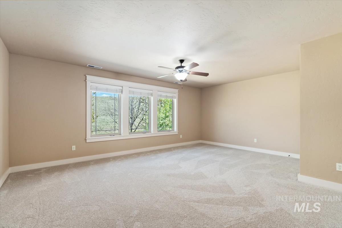 11872 N Humphreys Pl, Boise, Idaho 83714, 4 Bedrooms, 3.5 Bathrooms, Residential For Sale, Price $935,000, 98960614
