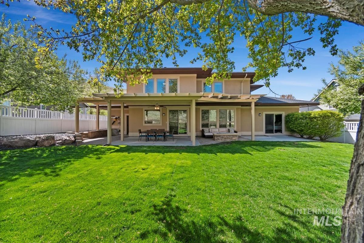 11872 N Humphreys Pl, Boise, Idaho 83714, 4 Bedrooms, 3.5 Bathrooms, Residential For Sale, Price $935,000, 98960614
