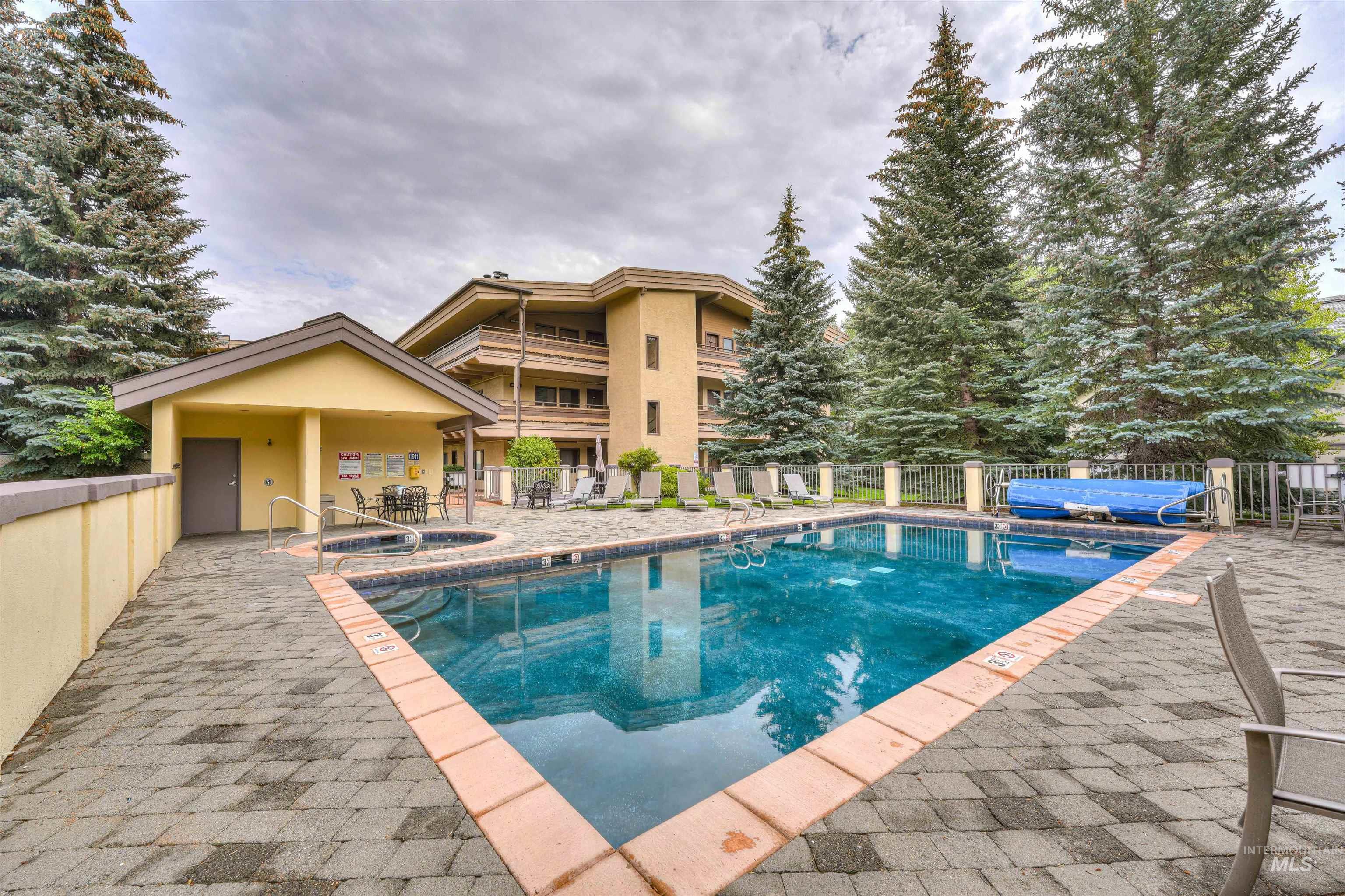 351 S 2nd Ave, Ketchum, Idaho 83340, 2 Bedrooms, 2 Bathrooms, Residential For Sale, Price $1,100,000, 98960617