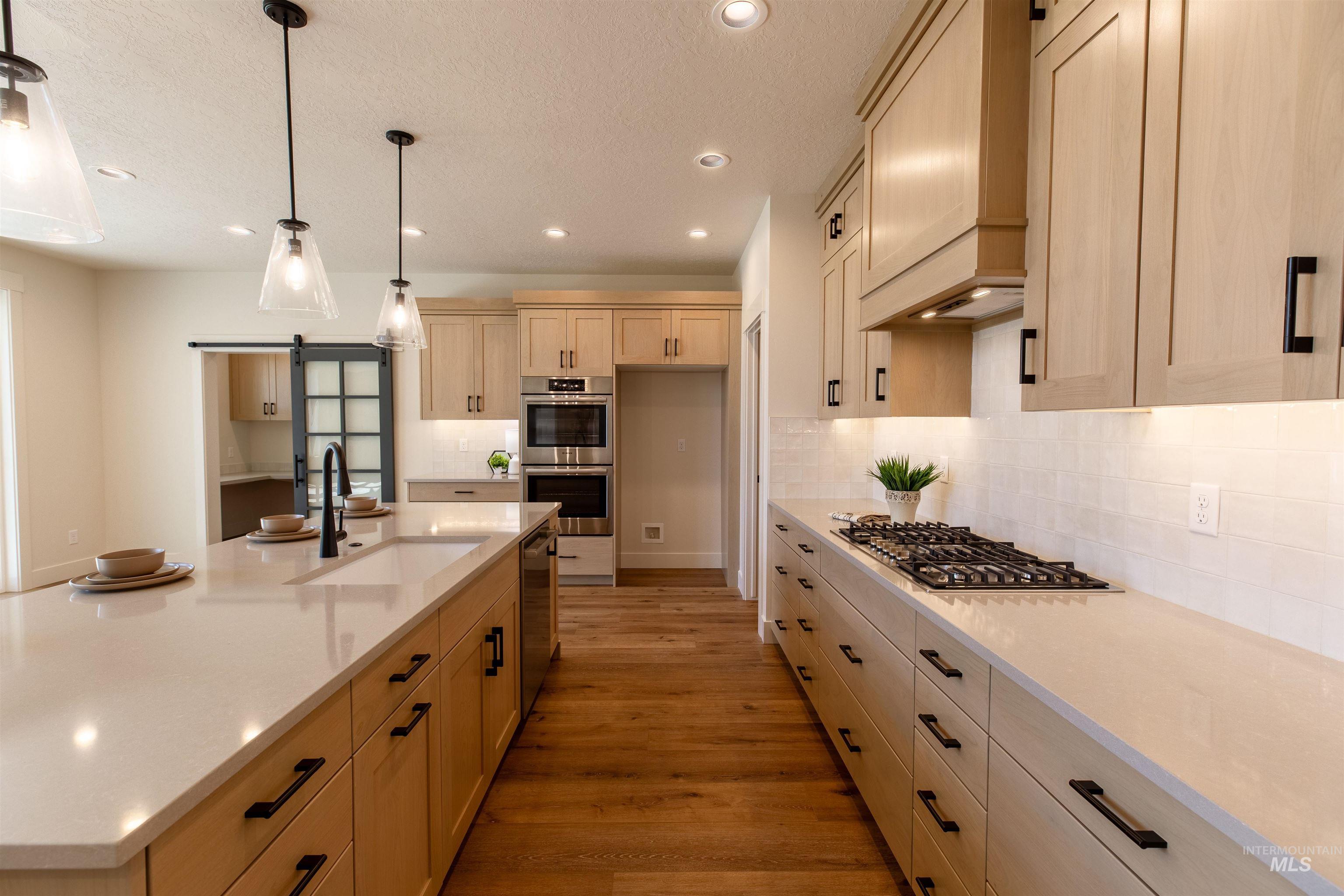 523 E Jarvis Ct., Meridian, Idaho 83642, 3 Bedrooms, 3 Bathrooms, Residential For Sale, Price $889,900, 98960618