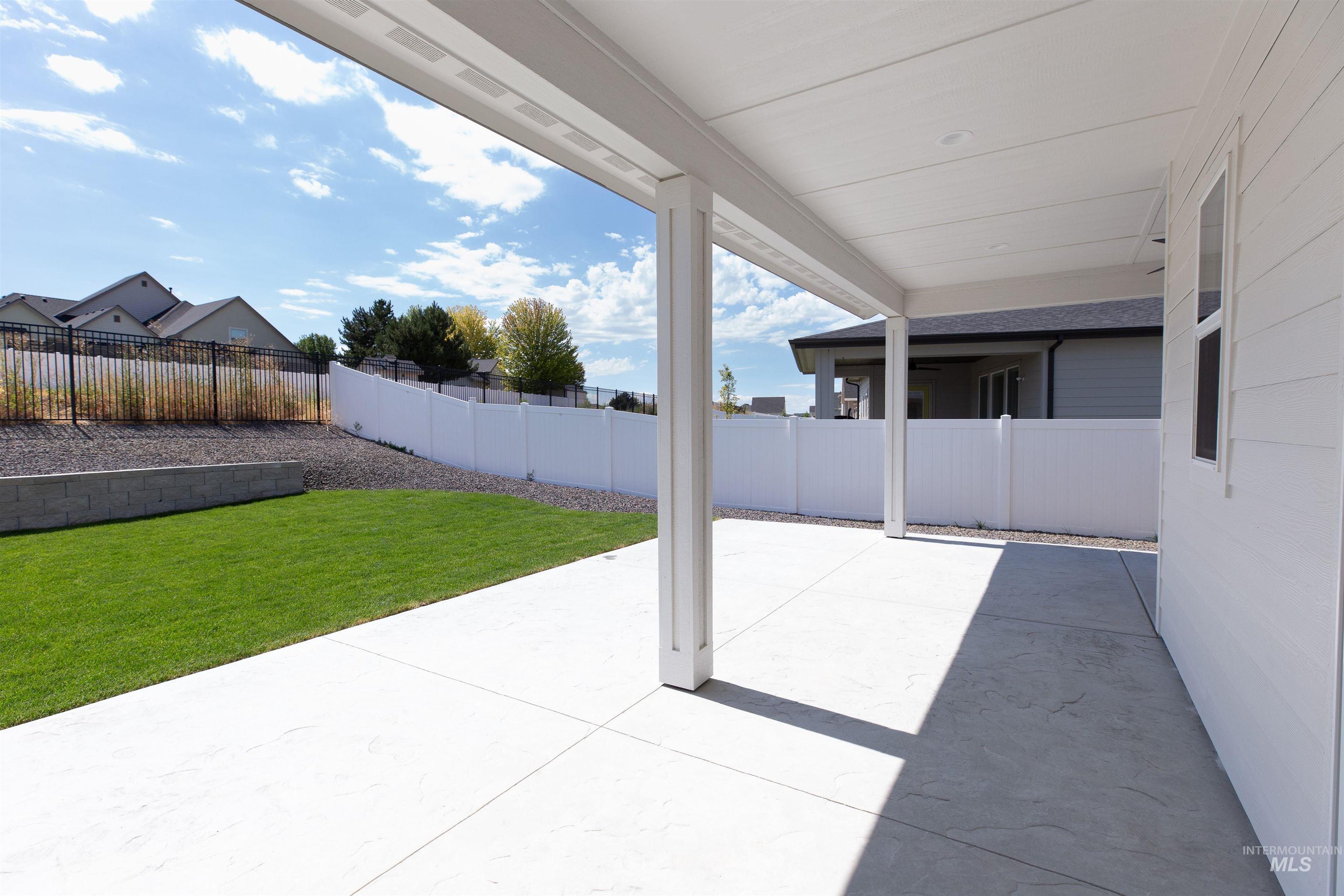 523 E Jarvis Ct., Meridian, Idaho 83642, 3 Bedrooms, 3 Bathrooms, Residential For Sale, Price $889,900, 98960618