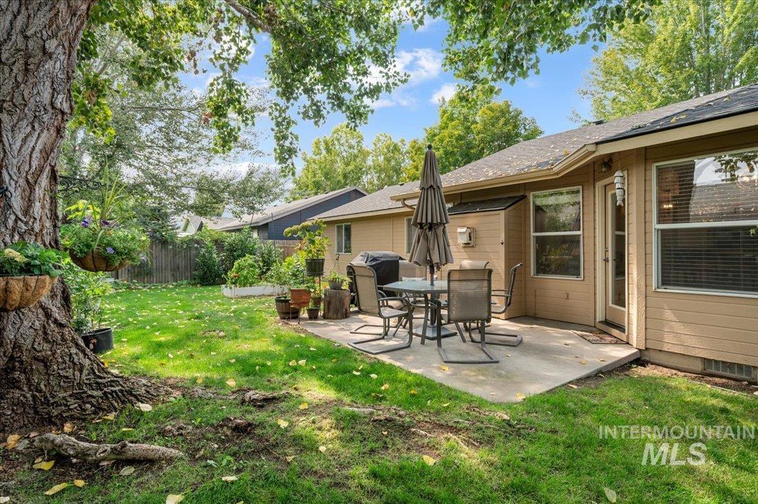View of yard with a patio area