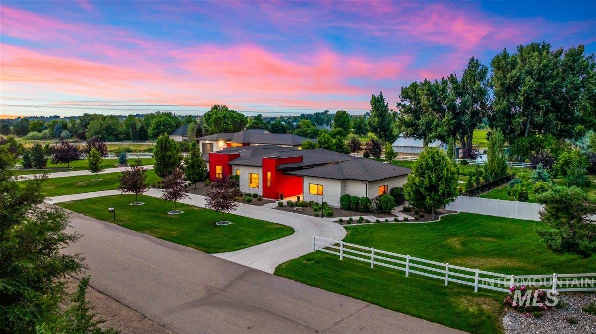 9076 Meadow Creek Pl, Middleton, Idaho 83644, 5 Bedrooms, 3.5 Bathrooms, Residential For Sale, Price $1,999,000, 98960620