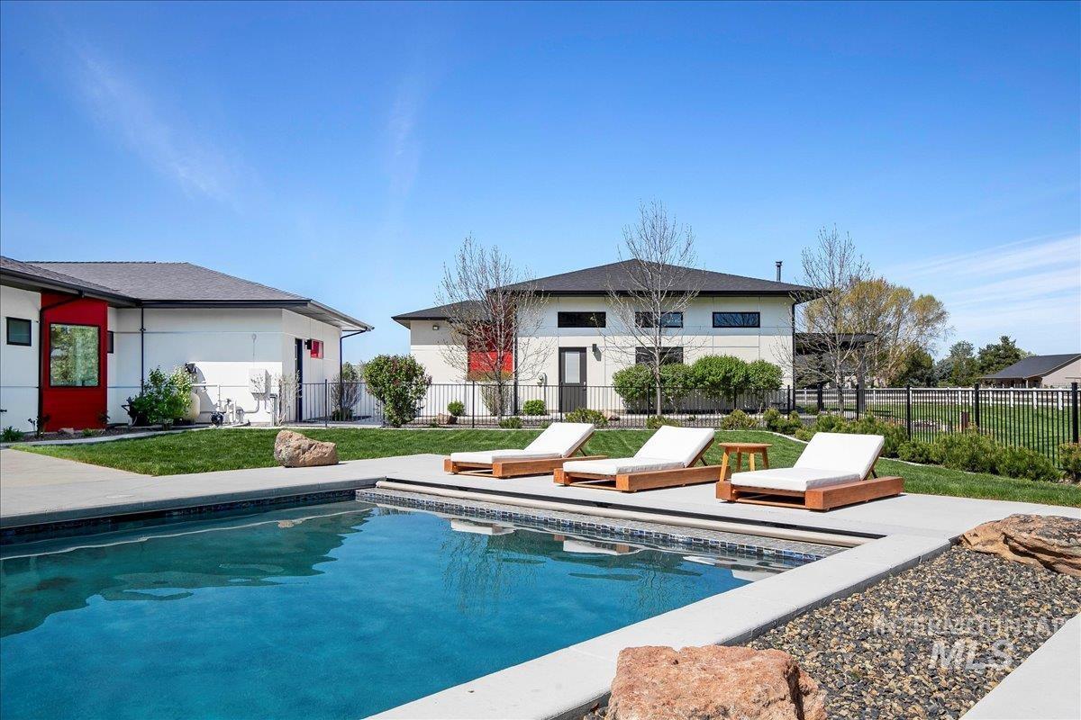 9076 Meadow Creek Pl, Middleton, Idaho 83644, 5 Bedrooms, 3.5 Bathrooms, Residential For Sale, Price $1,999,000, 98960620