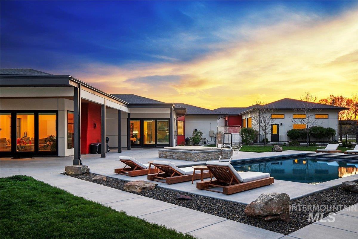 9076 Meadow Creek Pl, Middleton, Idaho 83644, 5 Bedrooms, 3.5 Bathrooms, Residential For Sale, Price $1,999,000, 98960620