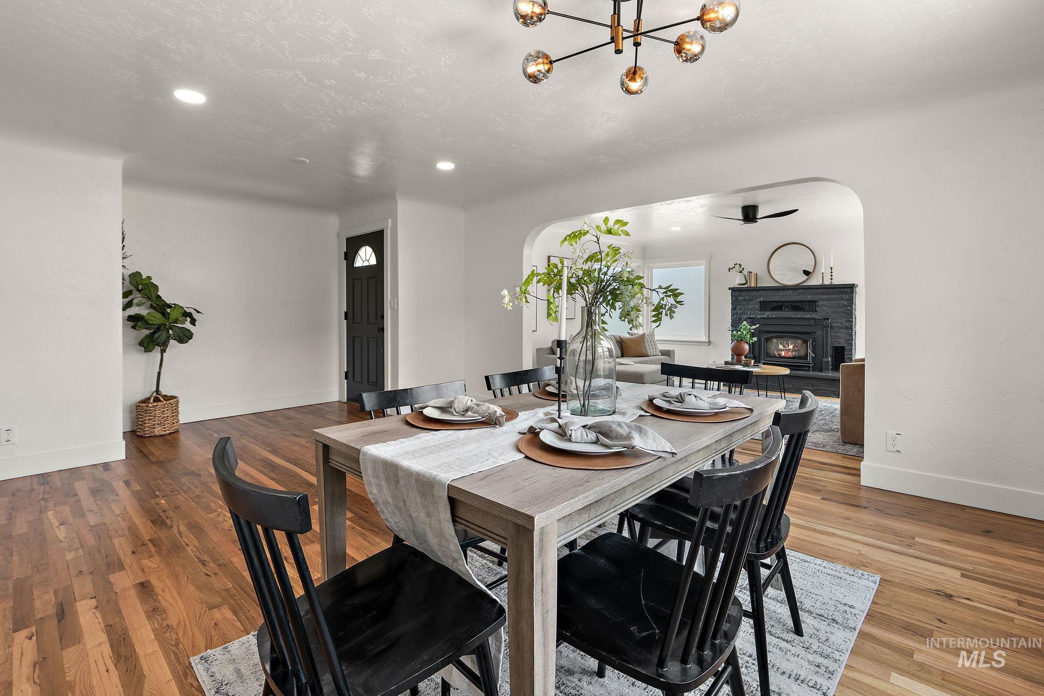 45 E Washington Ave, Meridian, Idaho 83642-1759, 3 Bedrooms, 2 Bathrooms, Residential For Sale, Price $515,000, 98960622