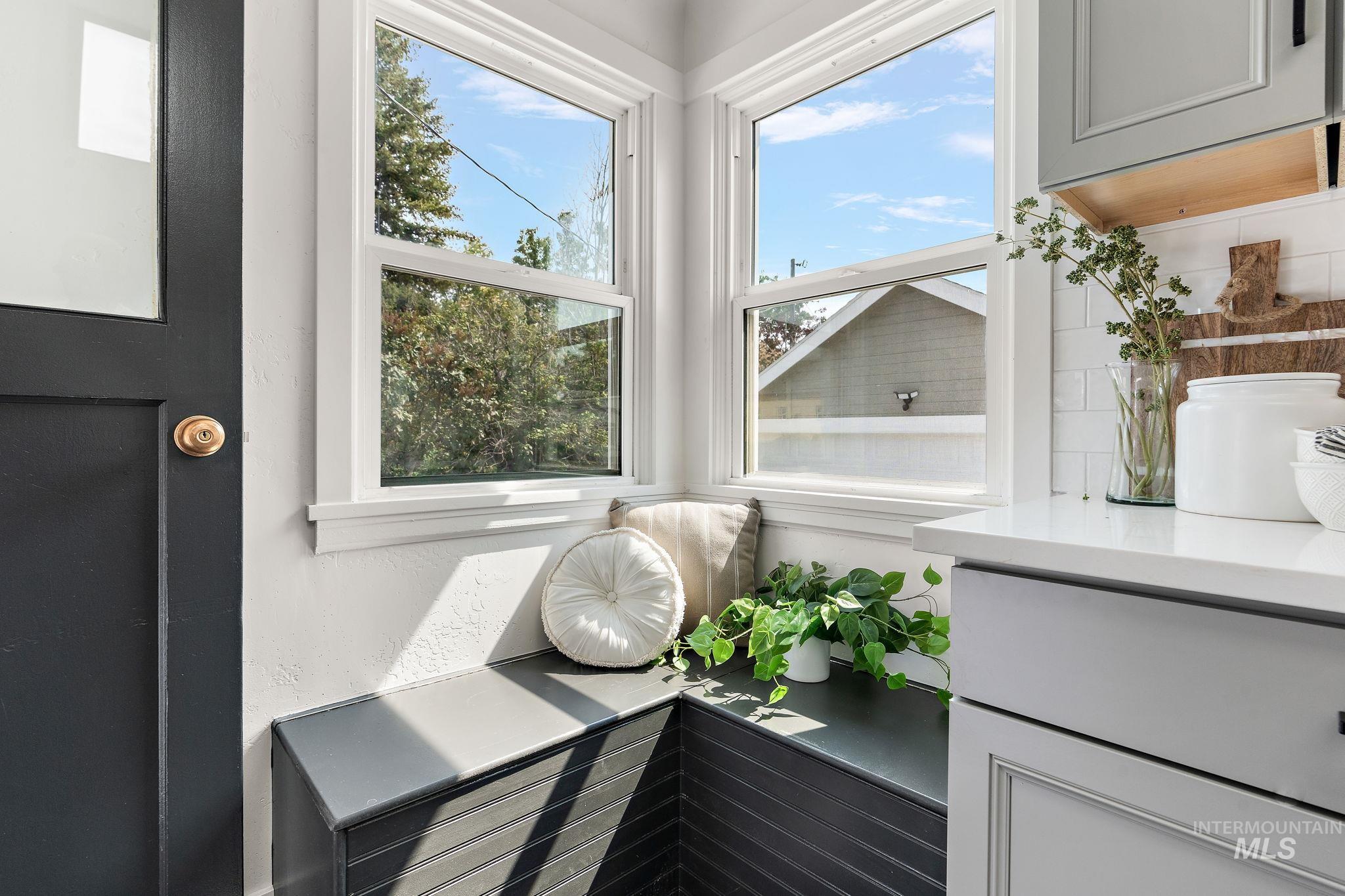 45 E Washington Ave, Meridian, Idaho 83642-1759, 3 Bedrooms, 2 Bathrooms, Residential For Sale, Price $515,000, 98960622