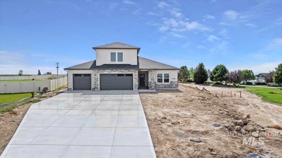 3828 E Susan cir, Kimberly, Idaho 83341, 4 Bedrooms, 3 Bathrooms, Residential For Sale, Price $739,999, 98960623