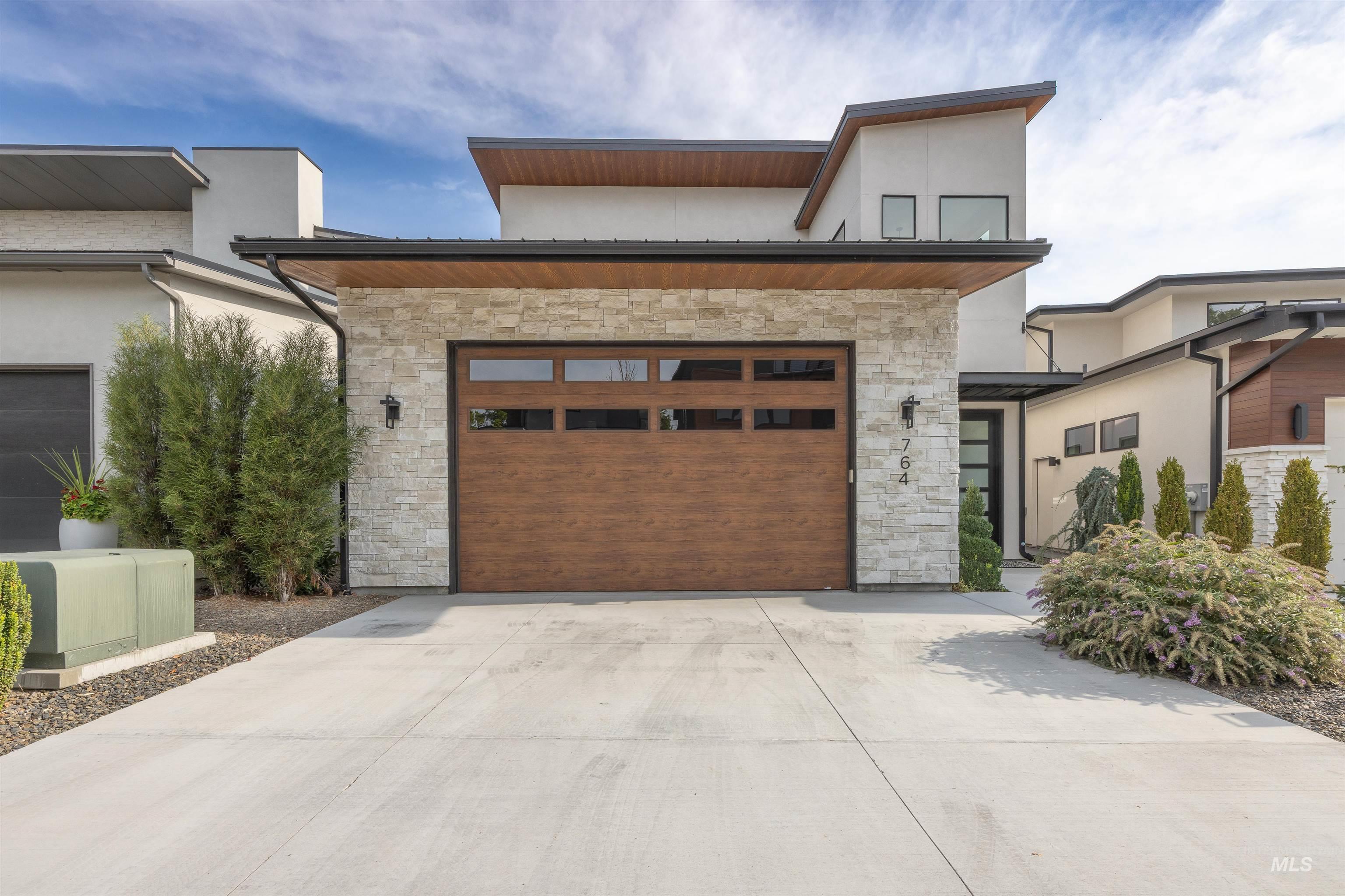 764 E Ashbourne Lane, Eagle, Idaho 83616, 4 Bedrooms, 3.5 Bathrooms, Residential For Sale, Price $1,399,900, 98960640
