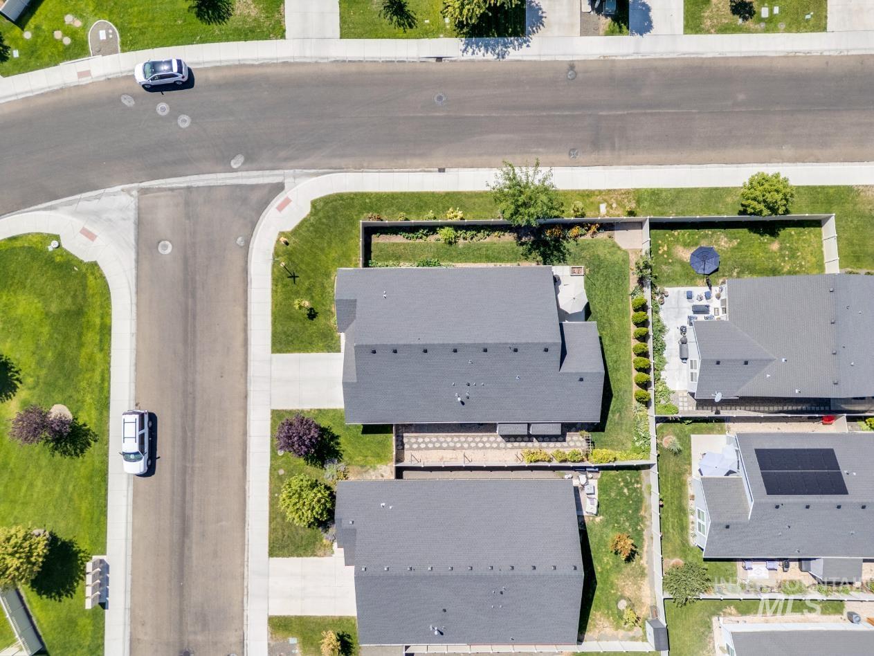 Corner lot