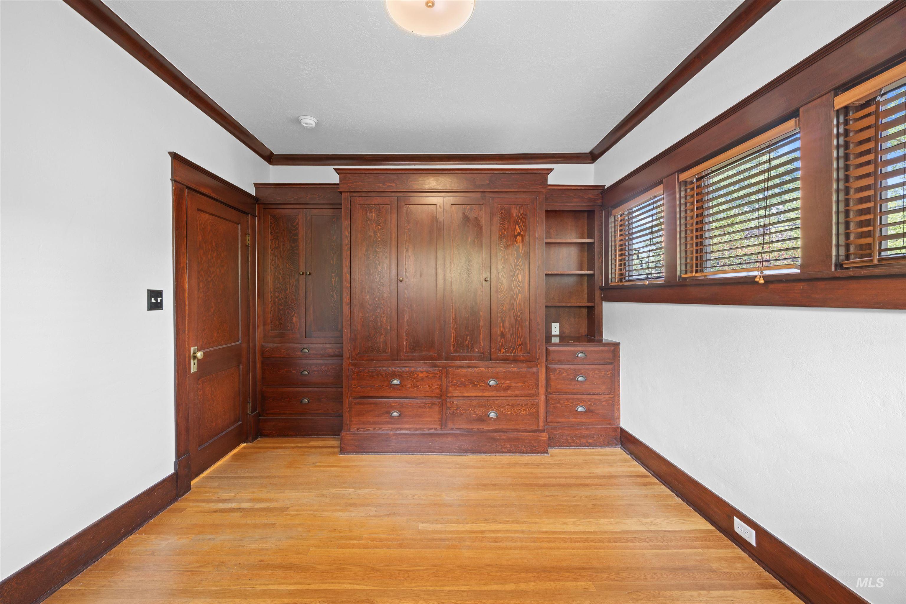1820 N Harrison Blvd, Boise, Idaho 83702, 3 Bedrooms, 2 Bathrooms, Residential For Sale, Price $979,000, 98960642