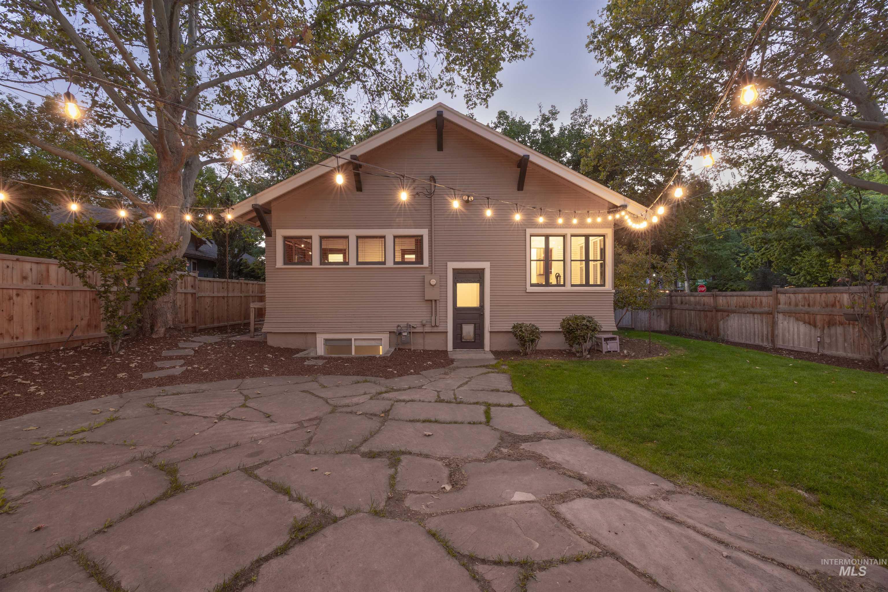 1820 N Harrison Blvd, Boise, Idaho 83702, 3 Bedrooms, 2 Bathrooms, Residential For Sale, Price $979,000, 98960642