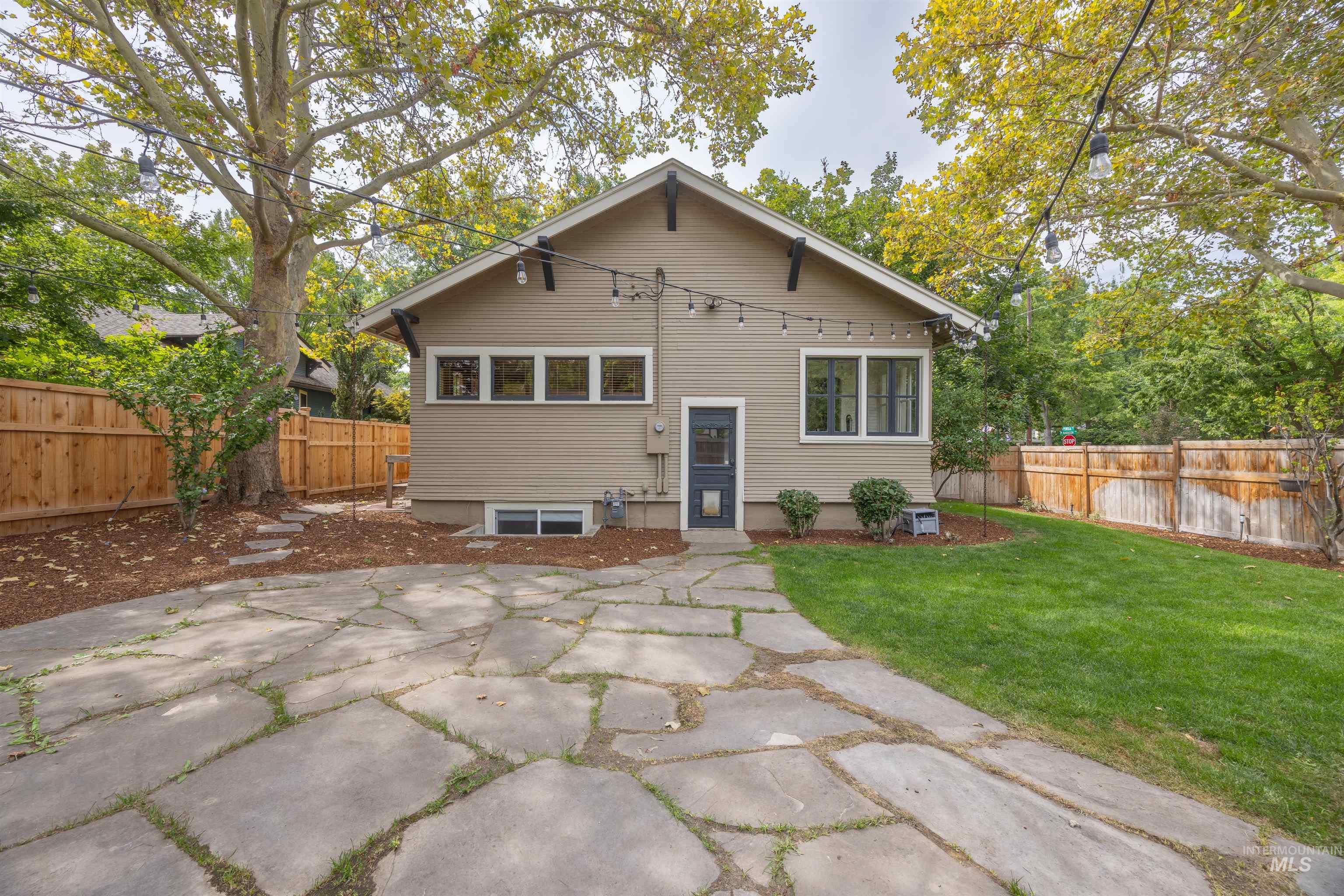 1820 N Harrison Blvd, Boise, Idaho 83702, 3 Bedrooms, 2 Bathrooms, Residential For Sale, Price $979,000, 98960642