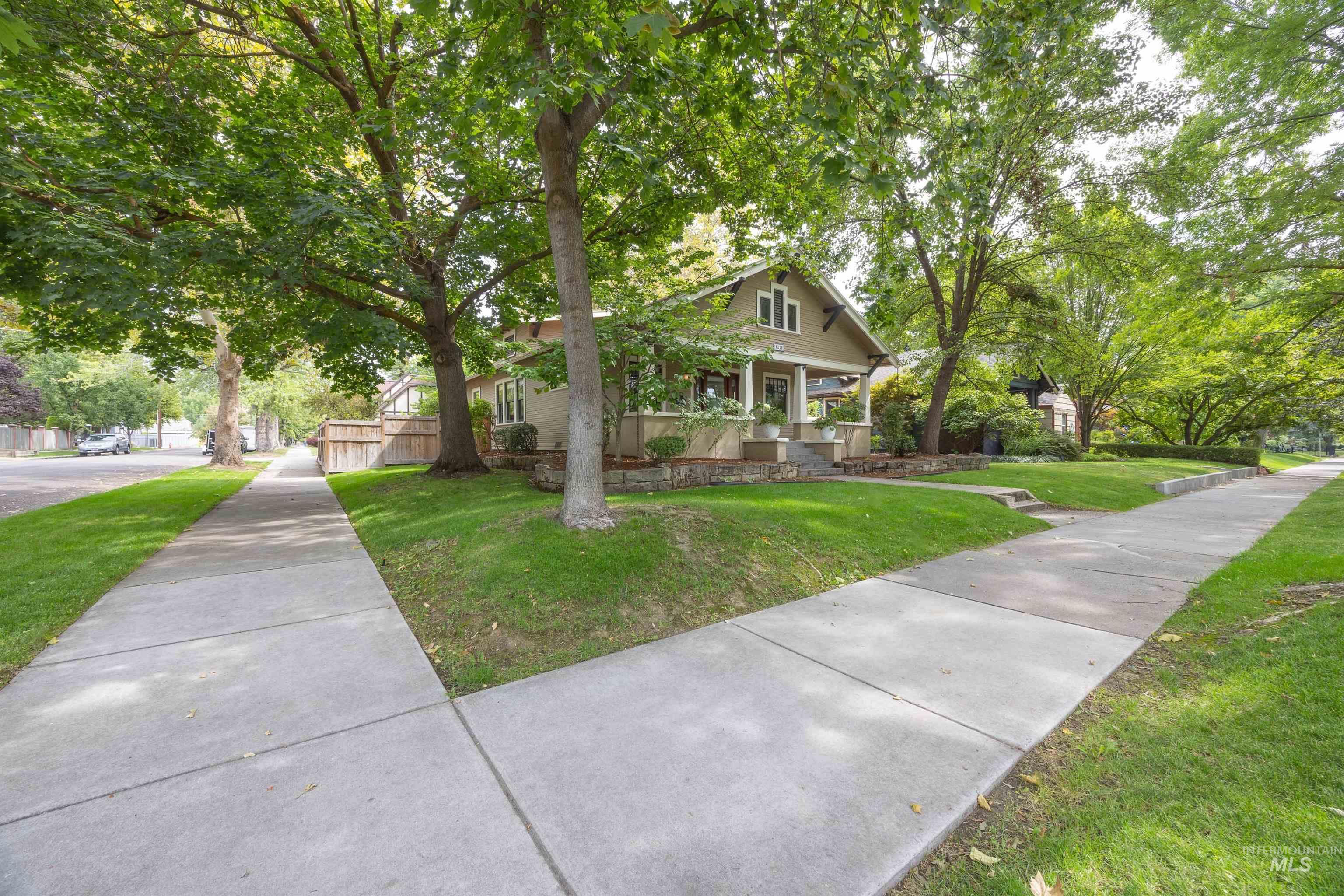1820 N Harrison Blvd, Boise, Idaho 83702, 3 Bedrooms, 2 Bathrooms, Residential For Sale, Price $979,000, 98960642