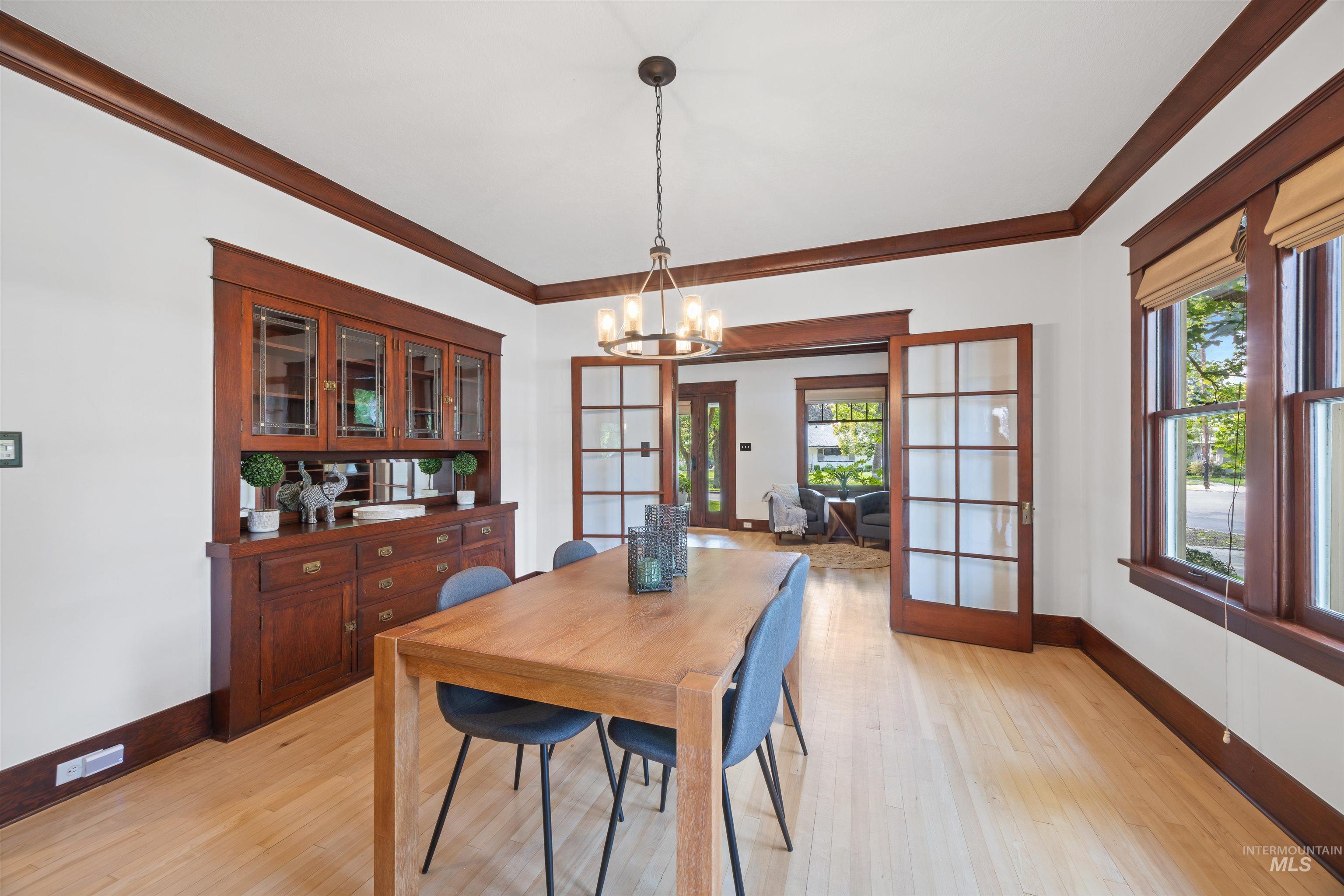 1820 N Harrison Blvd, Boise, Idaho 83702, 3 Bedrooms, 2 Bathrooms, Residential For Sale, Price $979,000, 98960642