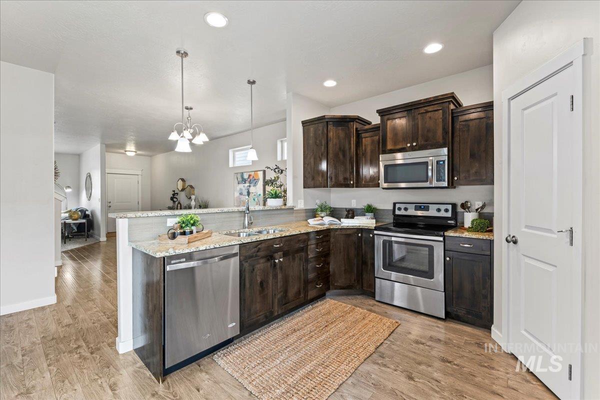 11288 W Race St, Boise, Idaho 83713, 3 Bedrooms, 2.5 Bathrooms, Residential For Sale, Price $419,900, 98960644