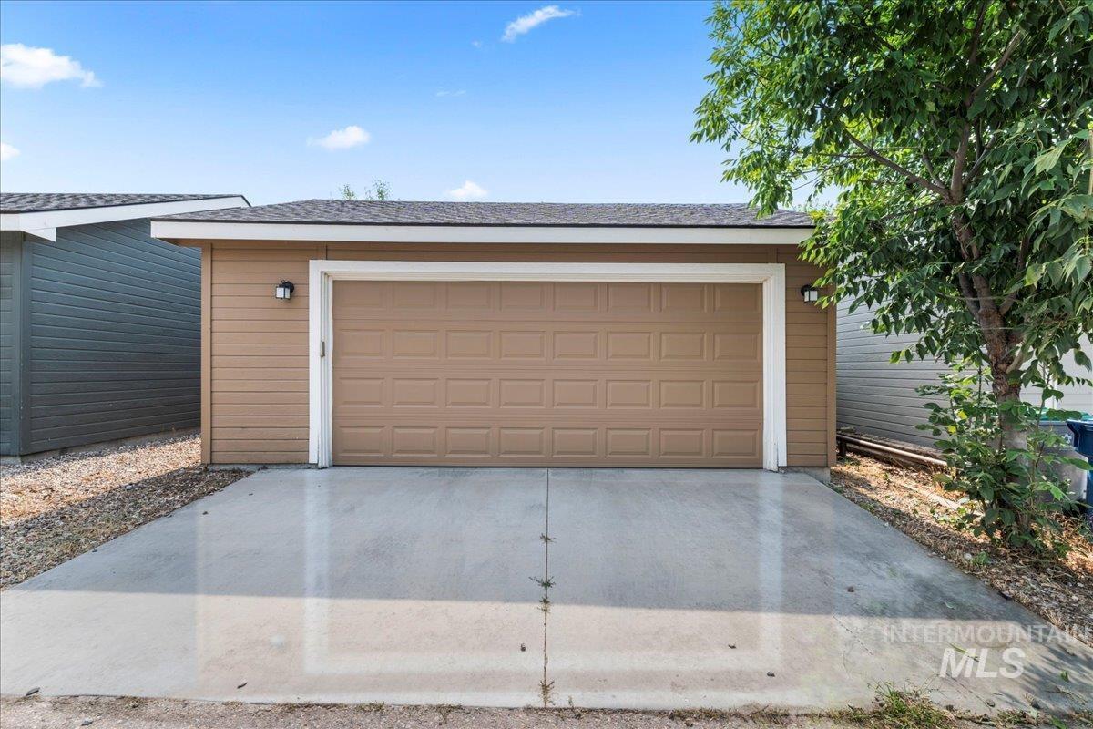 11288 W Race St, Boise, Idaho 83713, 3 Bedrooms, 2.5 Bathrooms, Residential For Sale, Price $419,900, 98960644