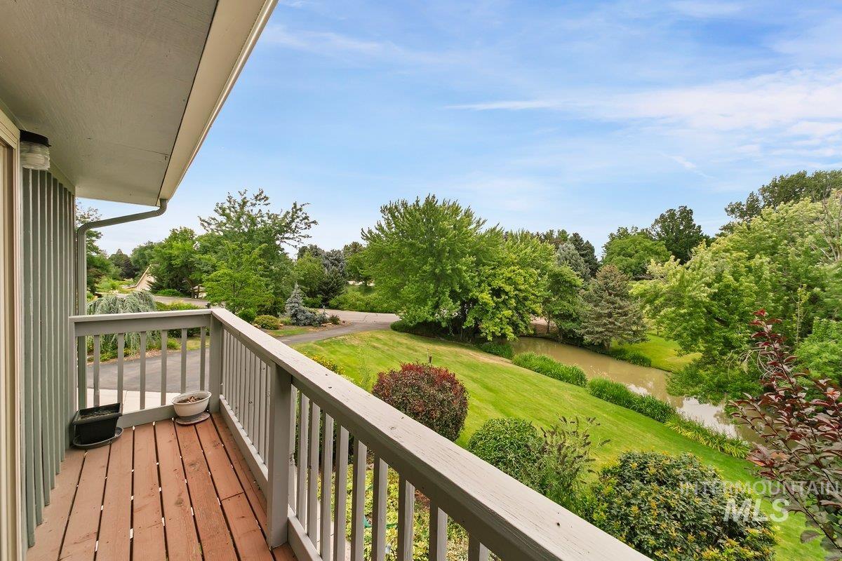 2125 W Aspen Cove Drive, Meridian, Idaho 83642, 4 Bedrooms, 3 Bathrooms, Residential For Sale, Price $799,900, 98960652