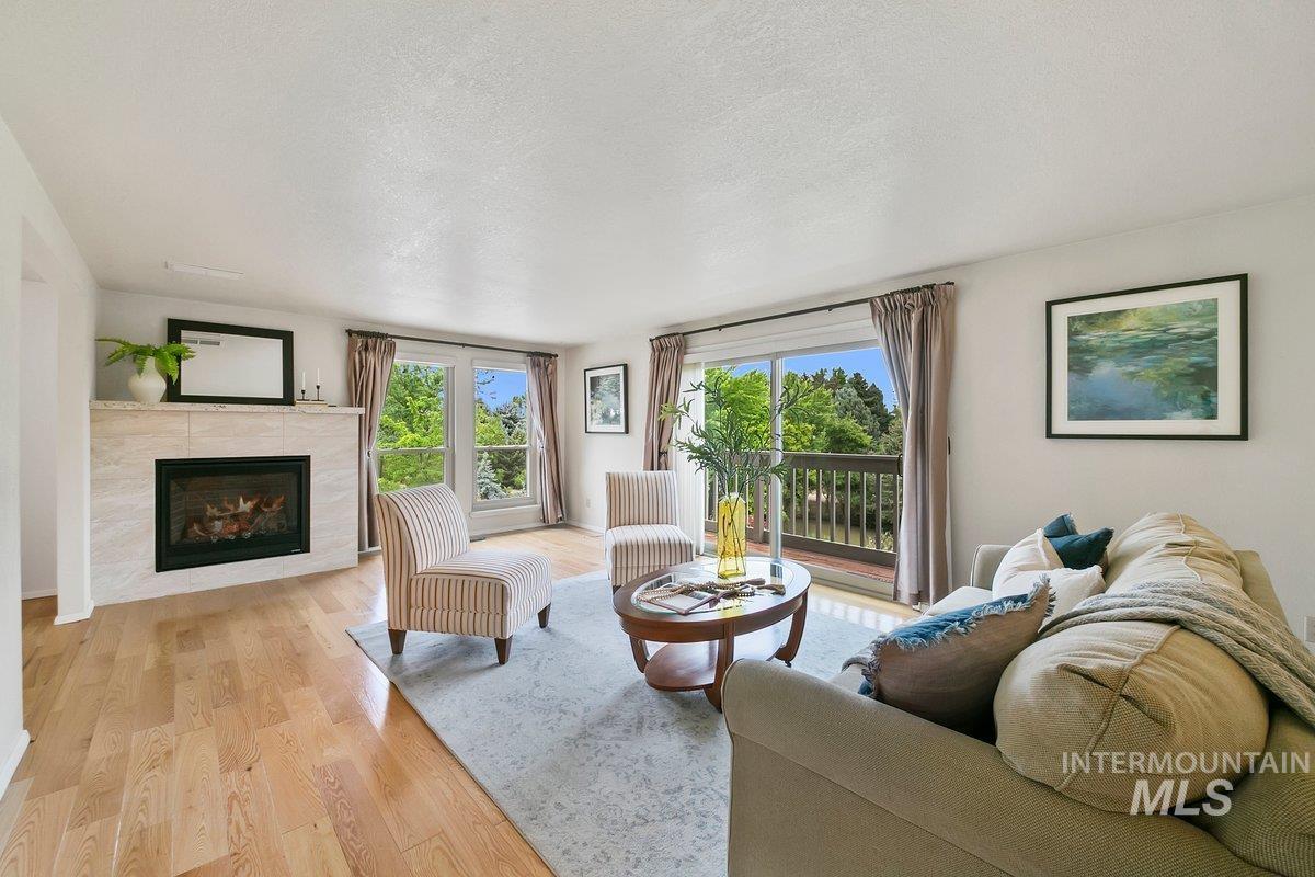 2125 W Aspen Cove Drive, Meridian, Idaho 83642, 4 Bedrooms, 3 Bathrooms, Residential For Sale, Price $799,900, 98960652