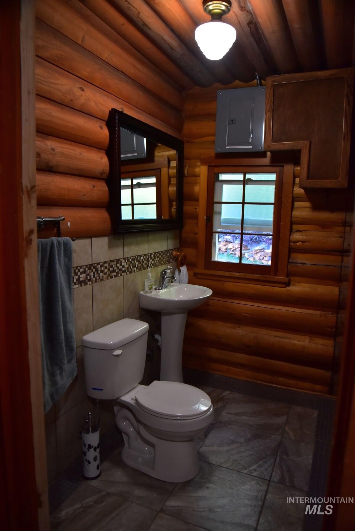 4775 Ponderosa Pine Scenic Bywy, Idaho City, Idaho 83631, 5 Bedrooms, 2 Bathrooms, Residential For Sale, Price $970,000, 98960653