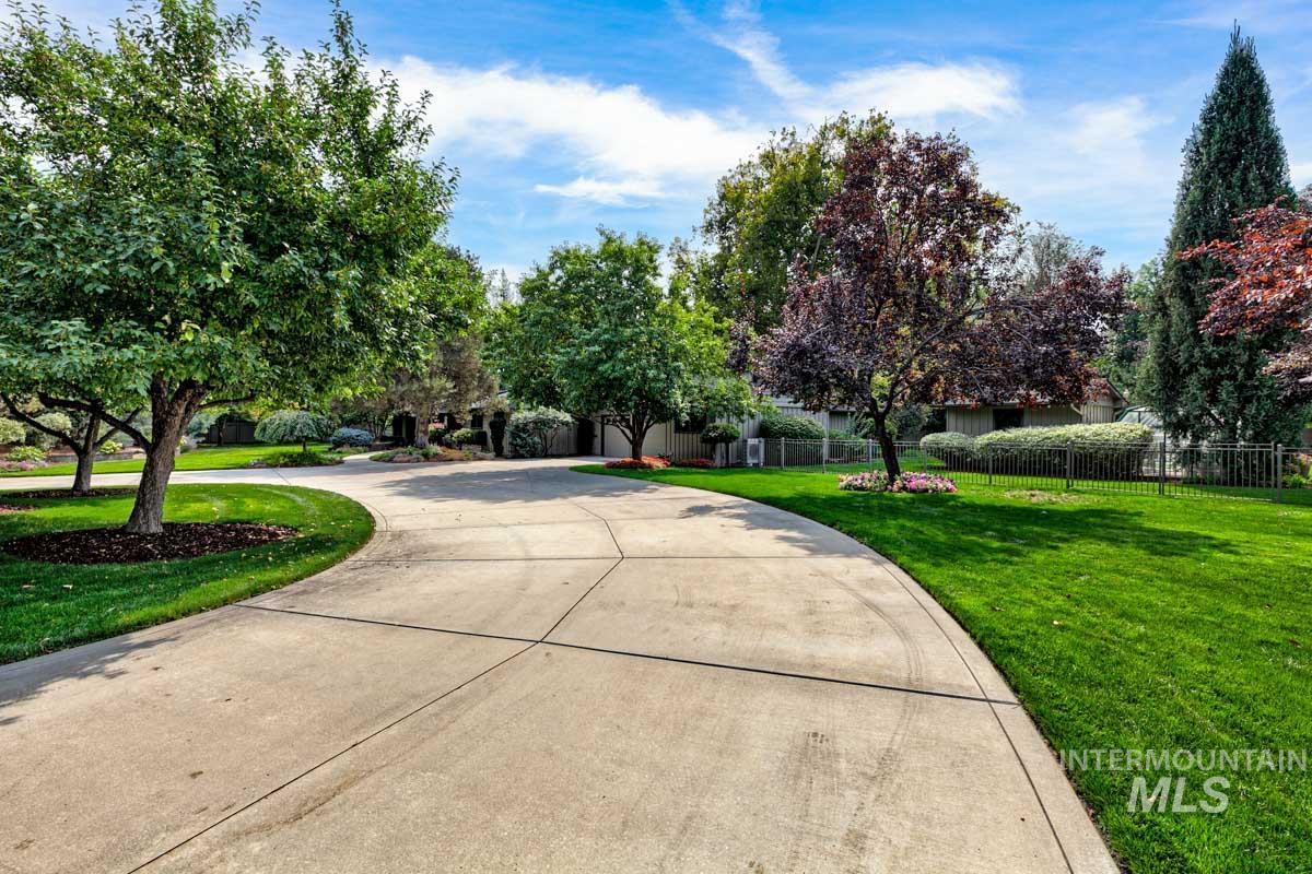 515 W Linden St, Boise, Idaho 83706, 3 Bedrooms, 2.5 Bathrooms, Residential For Sale, Price $1,500,000, 98960659