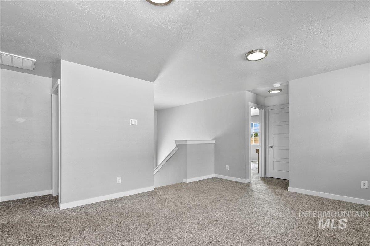 339 S Sunset Point Way, Meridian, Idaho 83642, 4 Bedrooms, 2.5 Bathrooms, Residential For Sale, Price $485,000, 98960661