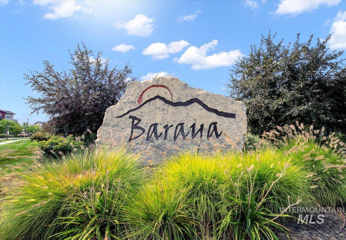 339 S Sunset Point Way, Meridian, Idaho 83642, 4 Bedrooms, 2.5 Bathrooms, Residential For Sale, Price $485,000, 98960661