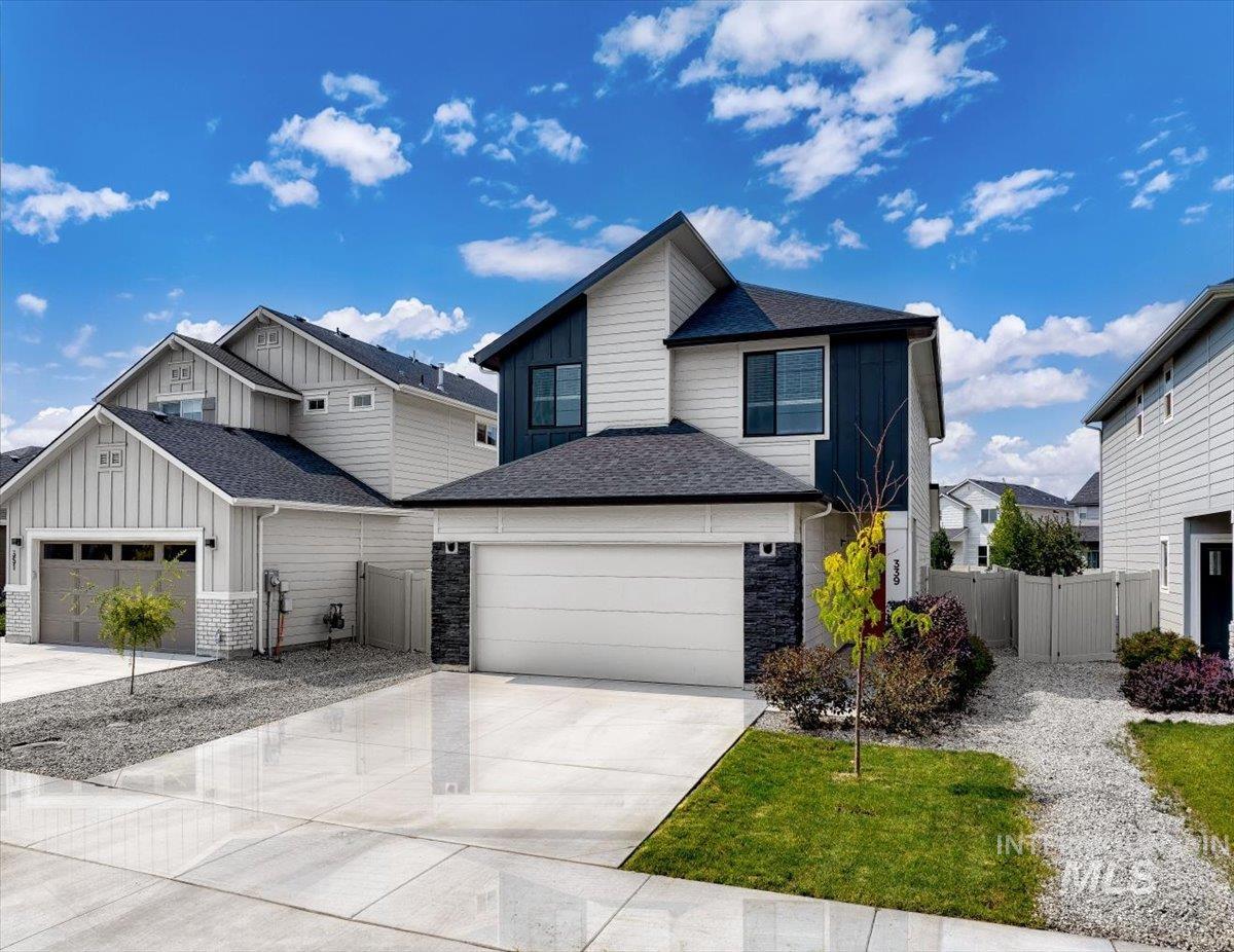 339 S Sunset Point Way, Meridian, Idaho 83642, 4 Bedrooms, 2.5 Bathrooms, Residential For Sale, Price $485,000, 98960661