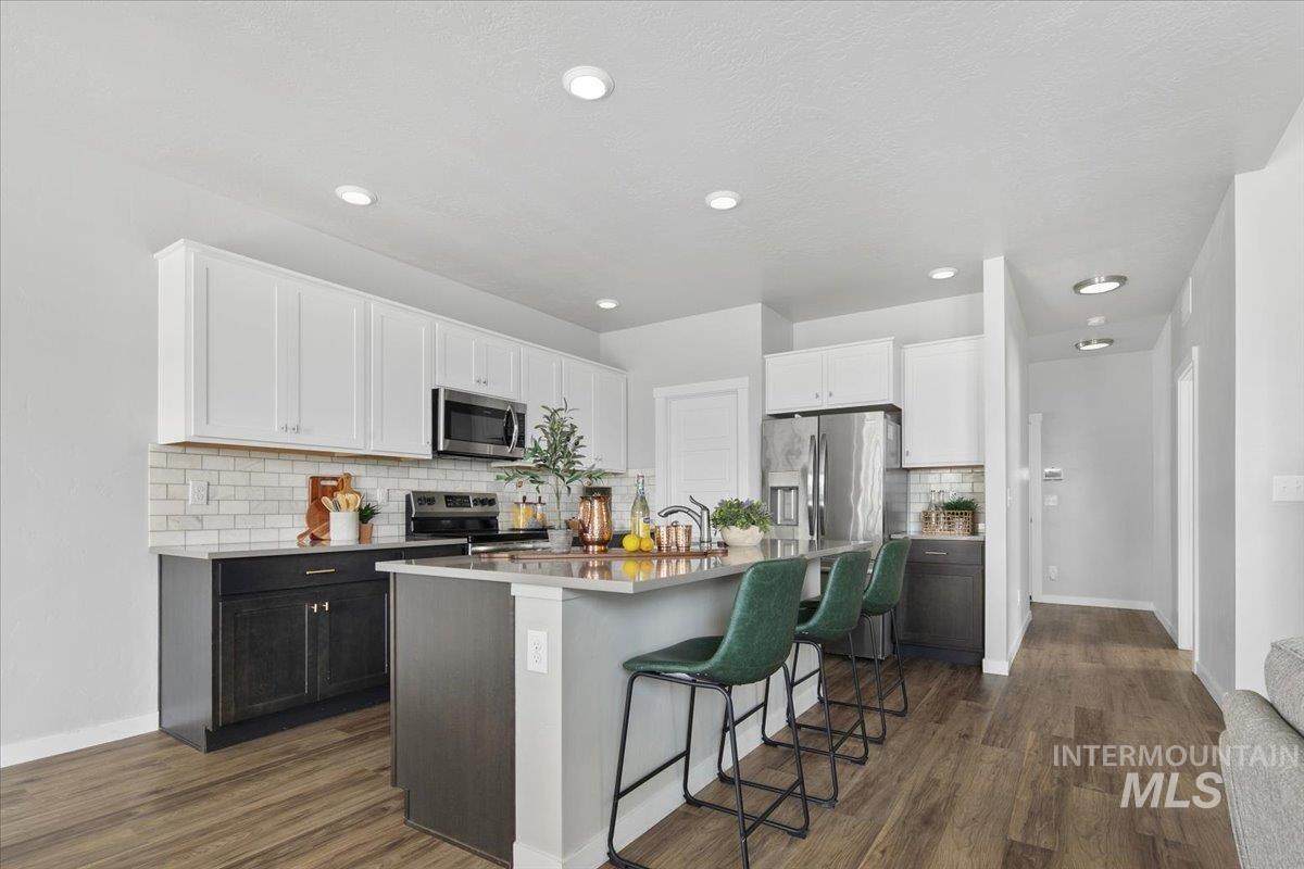 339 S Sunset Point Way, Meridian, Idaho 83642, 4 Bedrooms, 2.5 Bathrooms, Residential For Sale, Price $485,000, 98960661