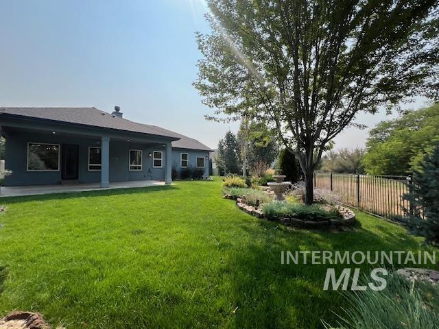 View of yard featuring a patio area