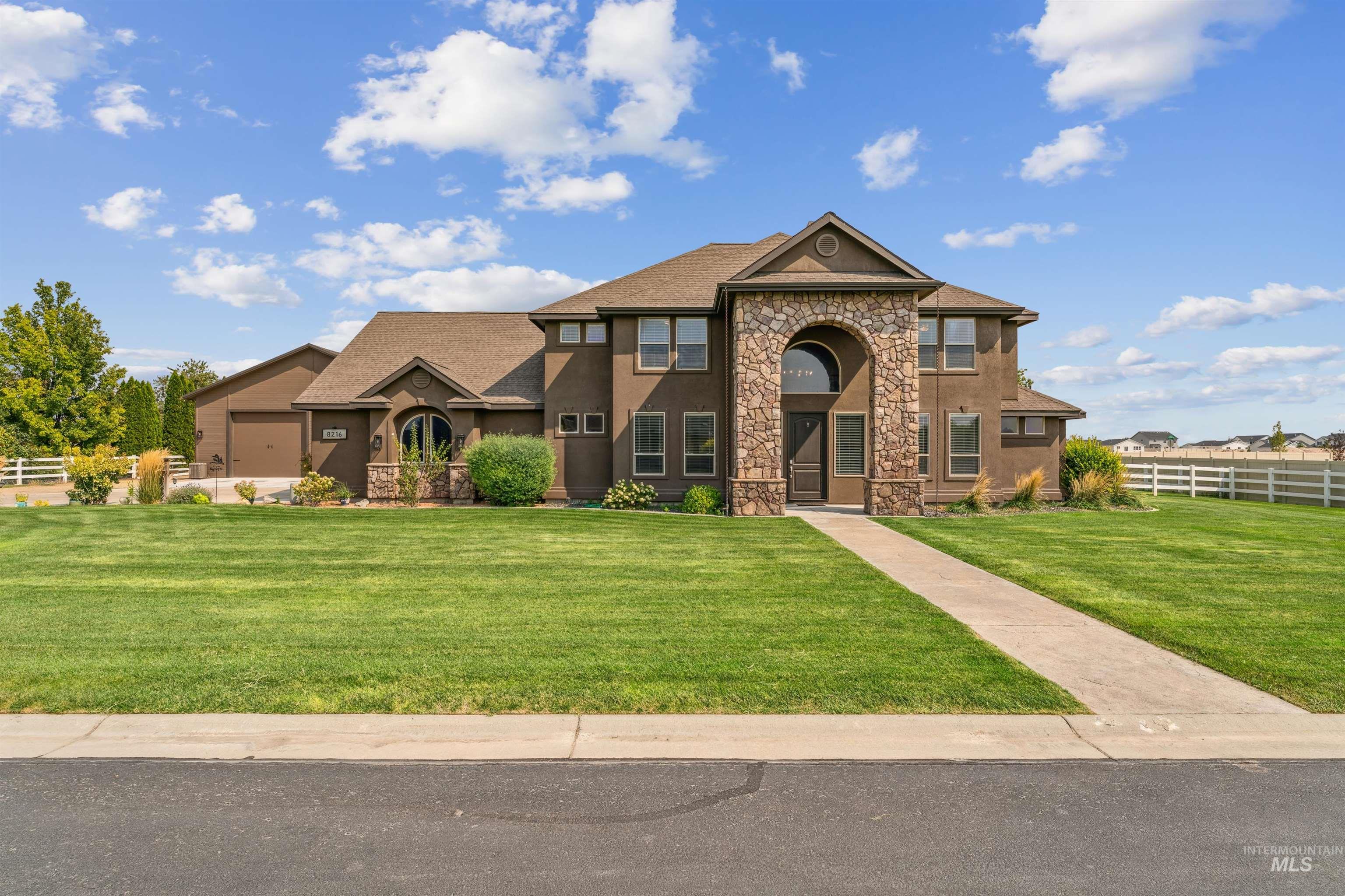 8216 S Buffalo Creek Ln, Meridian, Idaho 83642, 5 Bedrooms, 3.5 Bathrooms, Residential For Sale, Price $1,150,000, 98960698
