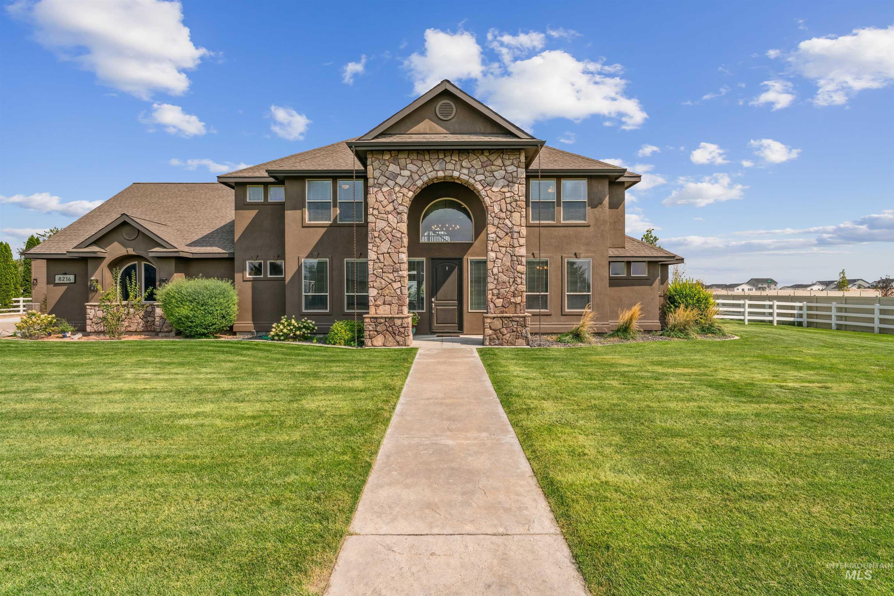 8216 S Buffalo Creek Ln, Meridian, Idaho 83642, 5 Bedrooms, 3.5 Bathrooms, Residential For Sale, Price $1,150,000, 98960698