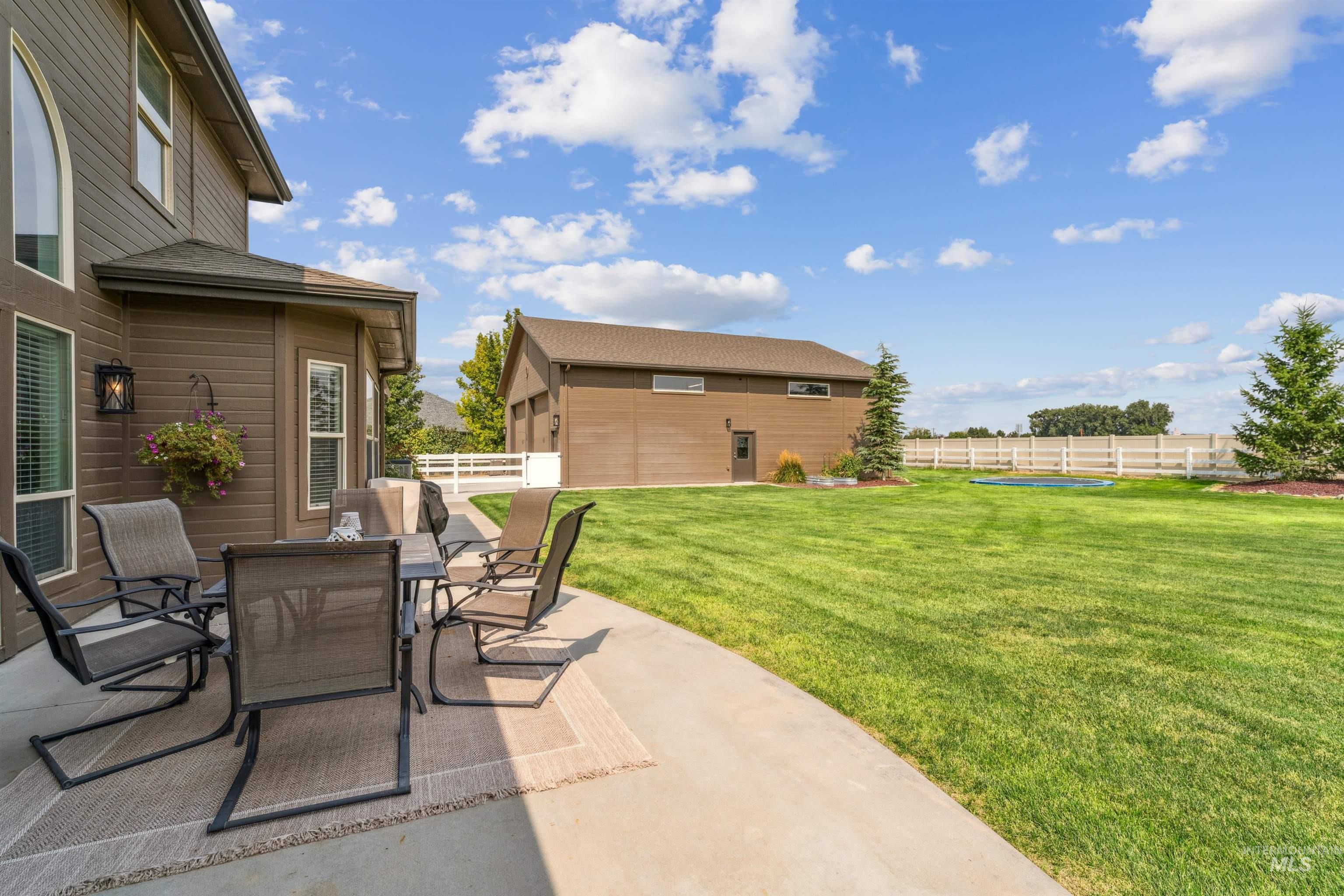8216 S Buffalo Creek Ln, Meridian, Idaho 83642, 5 Bedrooms, 3.5 Bathrooms, Residential For Sale, Price $1,150,000, 98960698