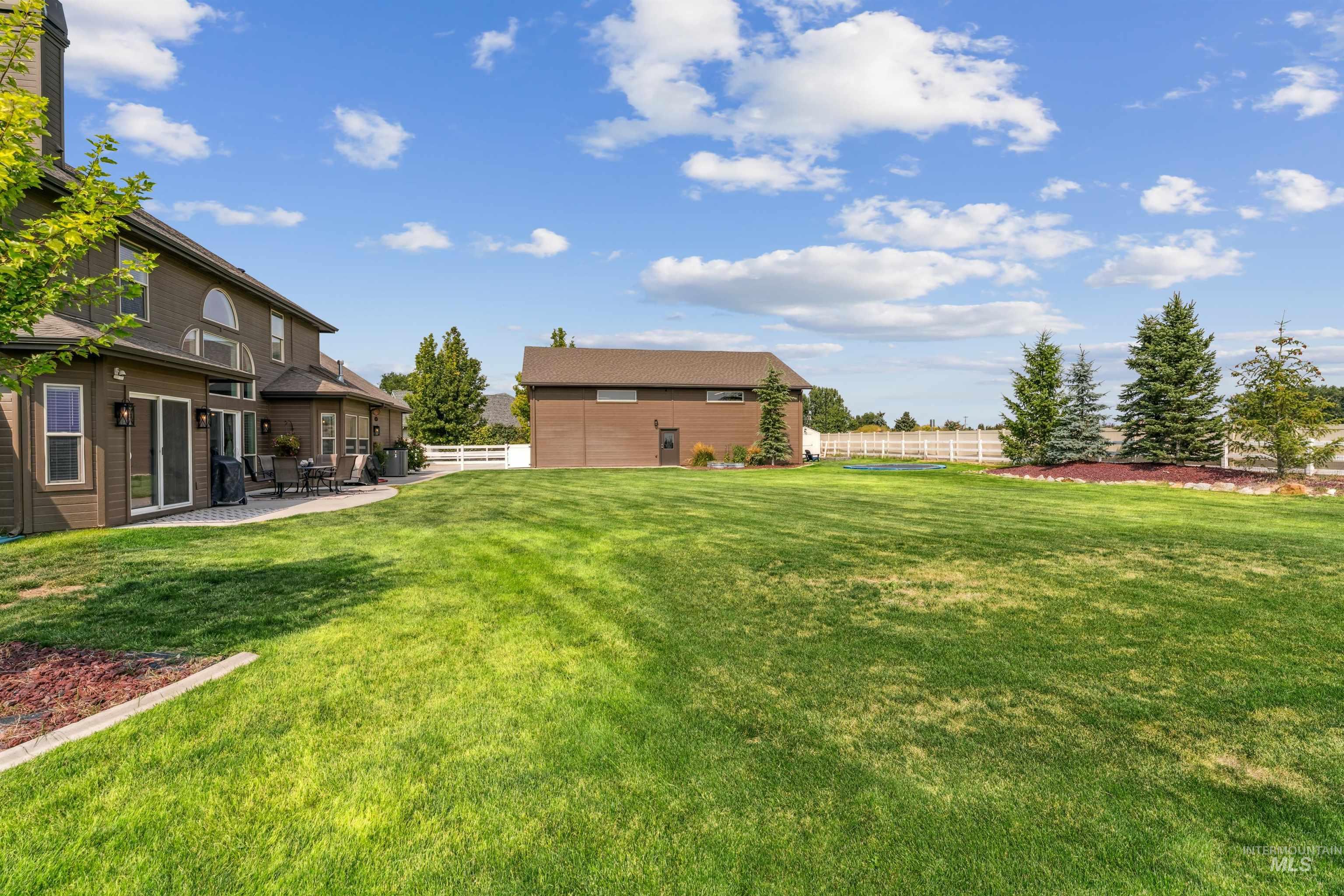 8216 S Buffalo Creek Ln, Meridian, Idaho 83642, 5 Bedrooms, 3.5 Bathrooms, Residential For Sale, Price $1,150,000, 98960698