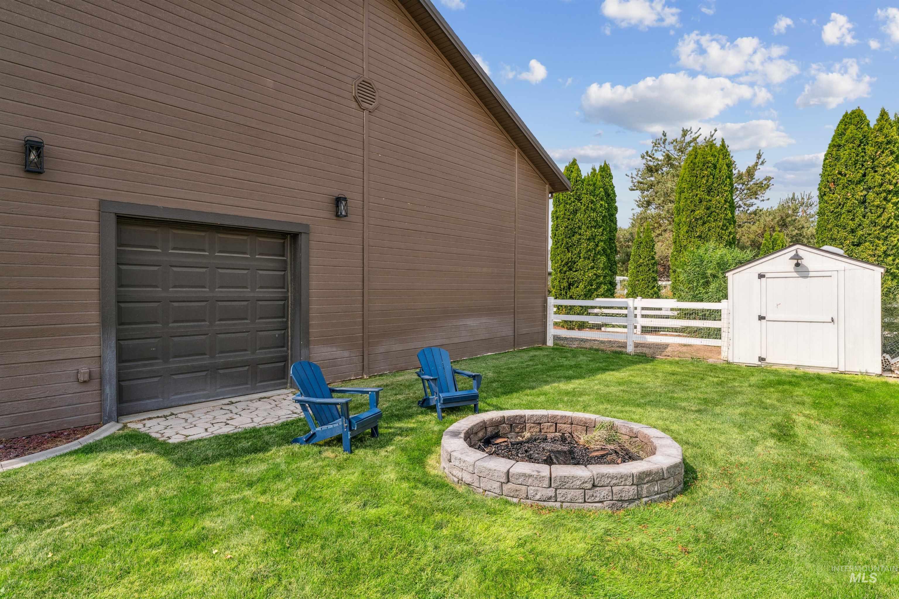 8216 S Buffalo Creek Ln, Meridian, Idaho 83642, 5 Bedrooms, 3.5 Bathrooms, Residential For Sale, Price $1,150,000, 98960698
