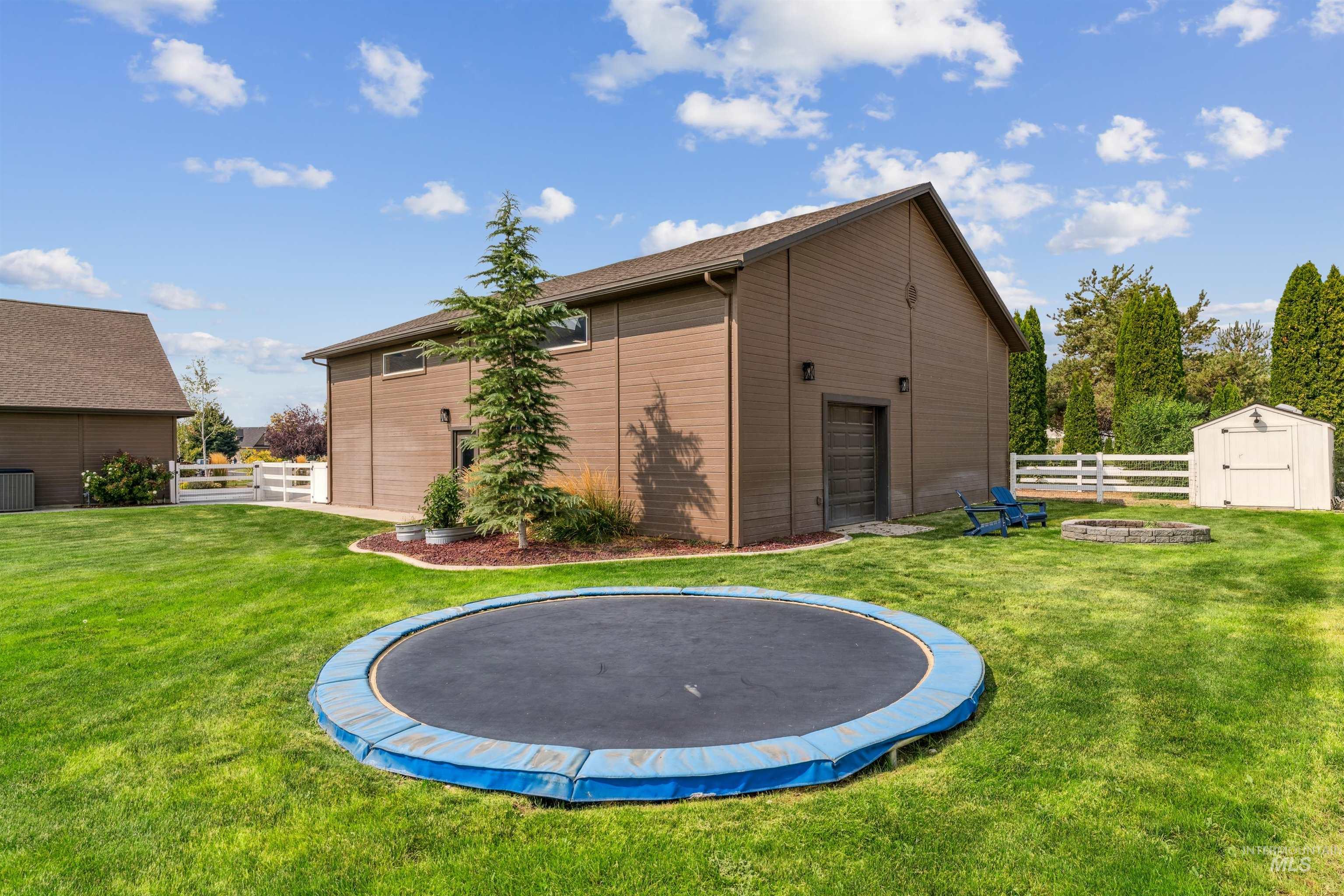 8216 S Buffalo Creek Ln, Meridian, Idaho 83642, 5 Bedrooms, 3.5 Bathrooms, Residential For Sale, Price $1,150,000, 98960698