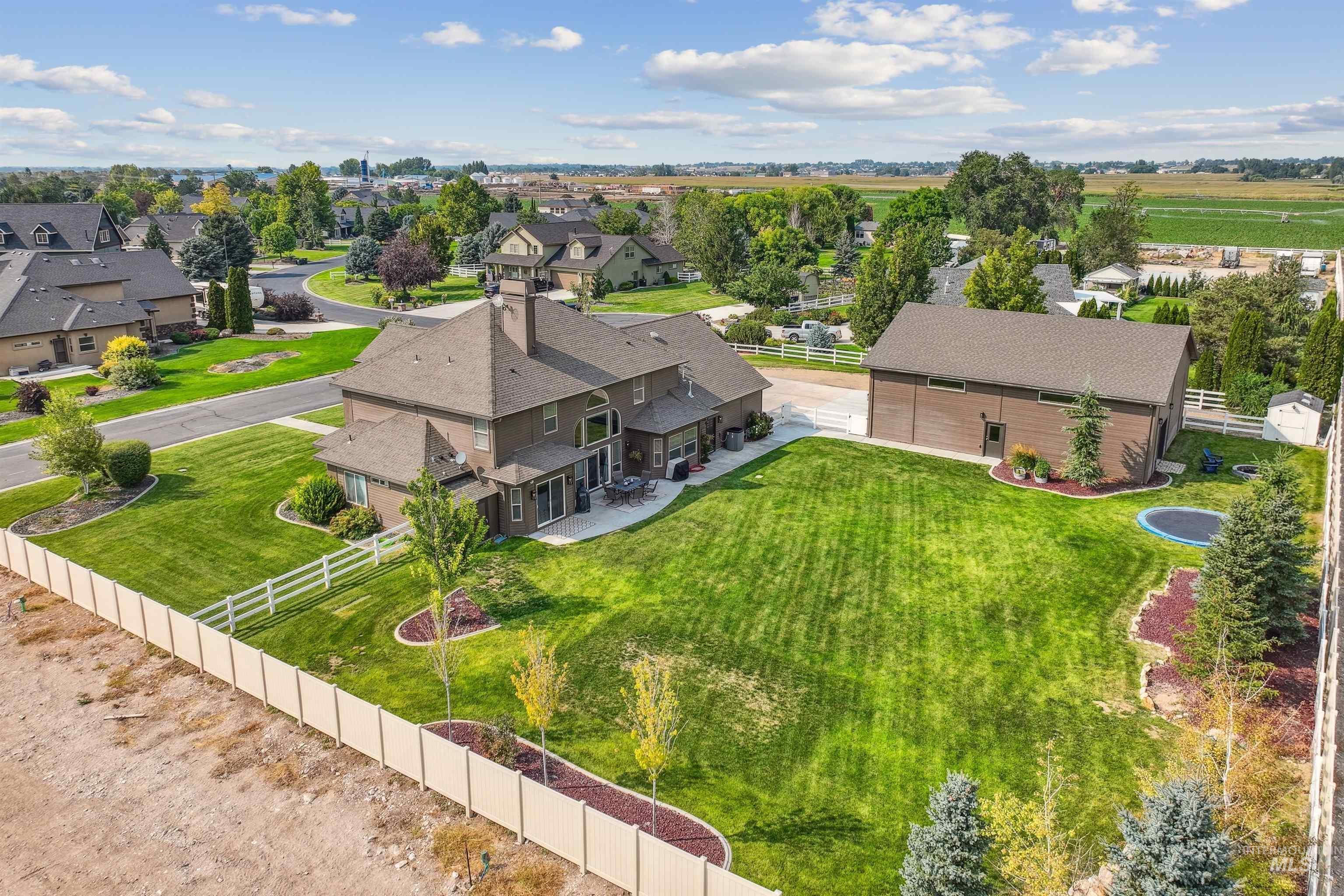 8216 S Buffalo Creek Ln, Meridian, Idaho 83642, 5 Bedrooms, 3.5 Bathrooms, Residential For Sale, Price $1,150,000, 98960698