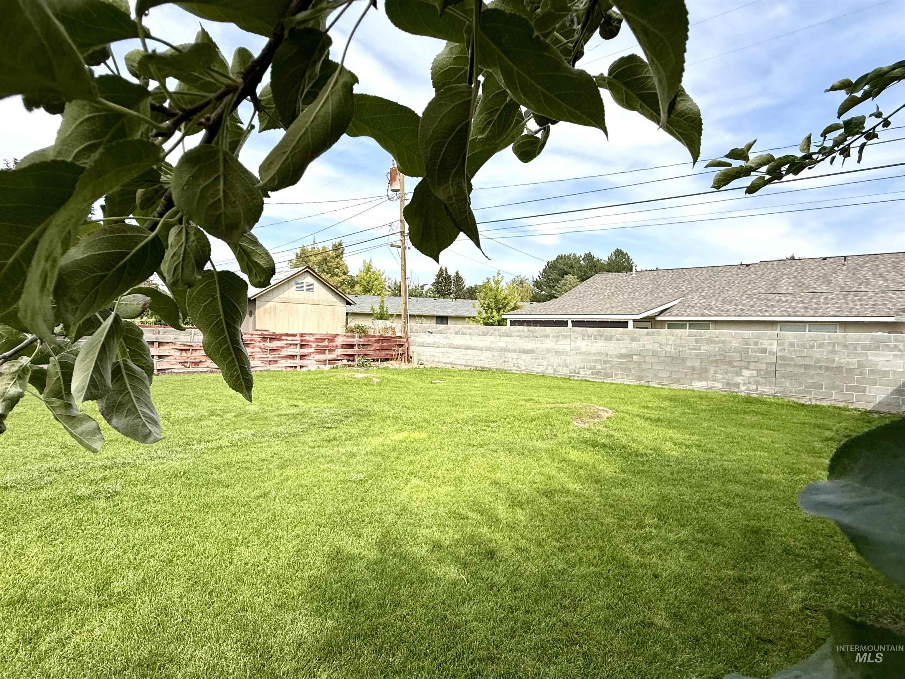 2631 Fairmont Dr, Burley, Idaho 83318, 3 Bedrooms, 2.5 Bathrooms, Residential For Sale, Price $320,000, 98960720