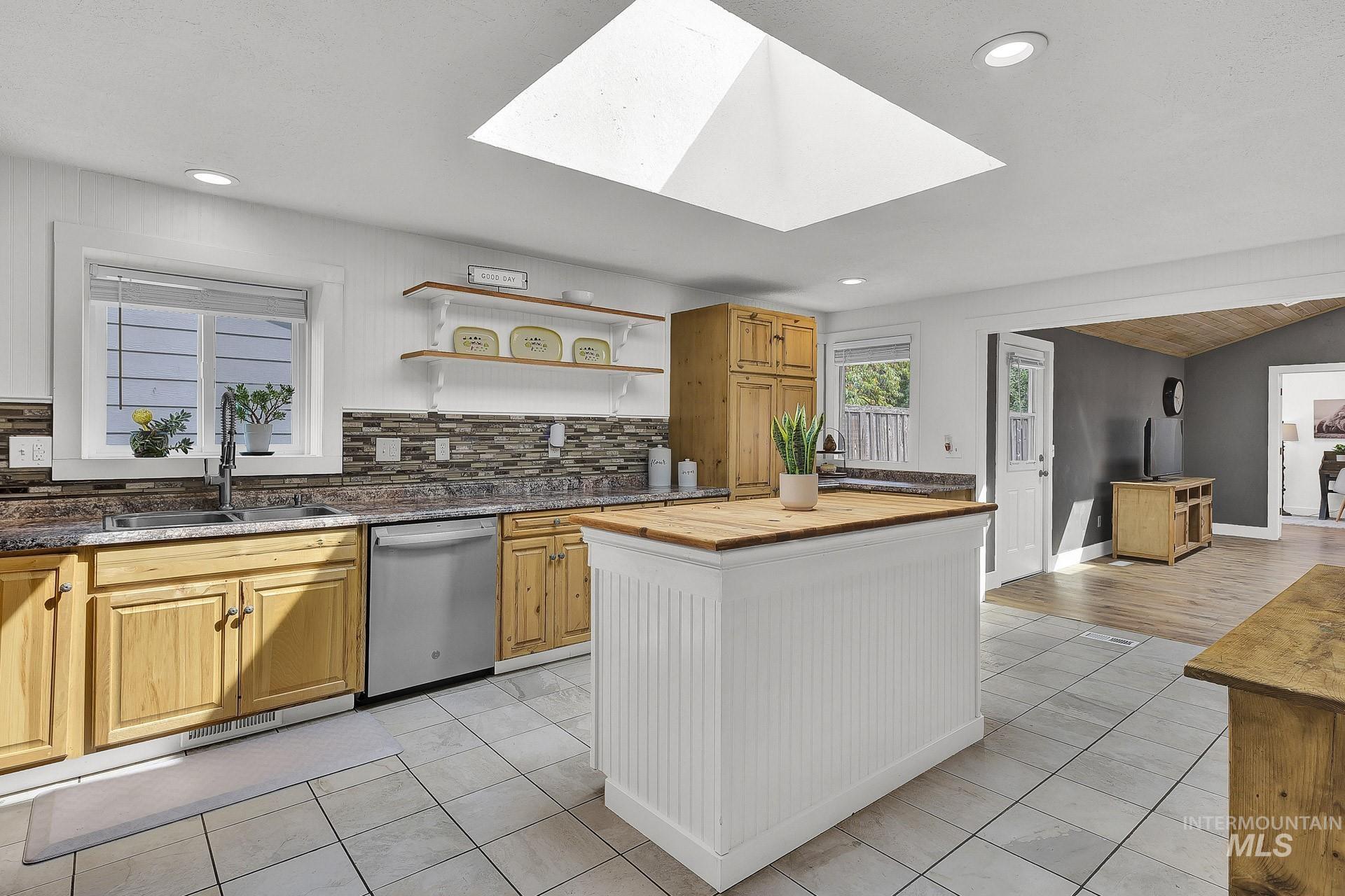 809 Astor Ave, Nampa, Idaho 83651, 4 Bedrooms, 3 Bathrooms, Residential For Sale, Price $549,900, 98960727
