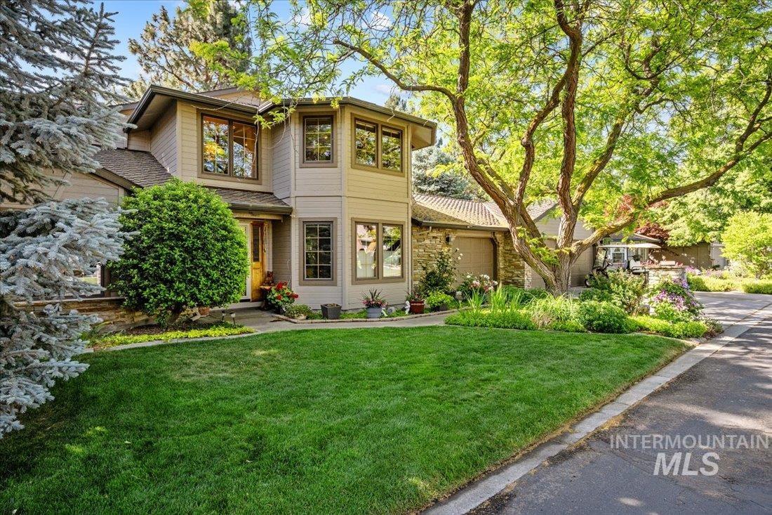 704 N Nicklaus Ln, Eagle, Idaho 83616-5358, 4 Bedrooms, 2.5 Bathrooms, Residential For Sale, Price $775,000, 98960729