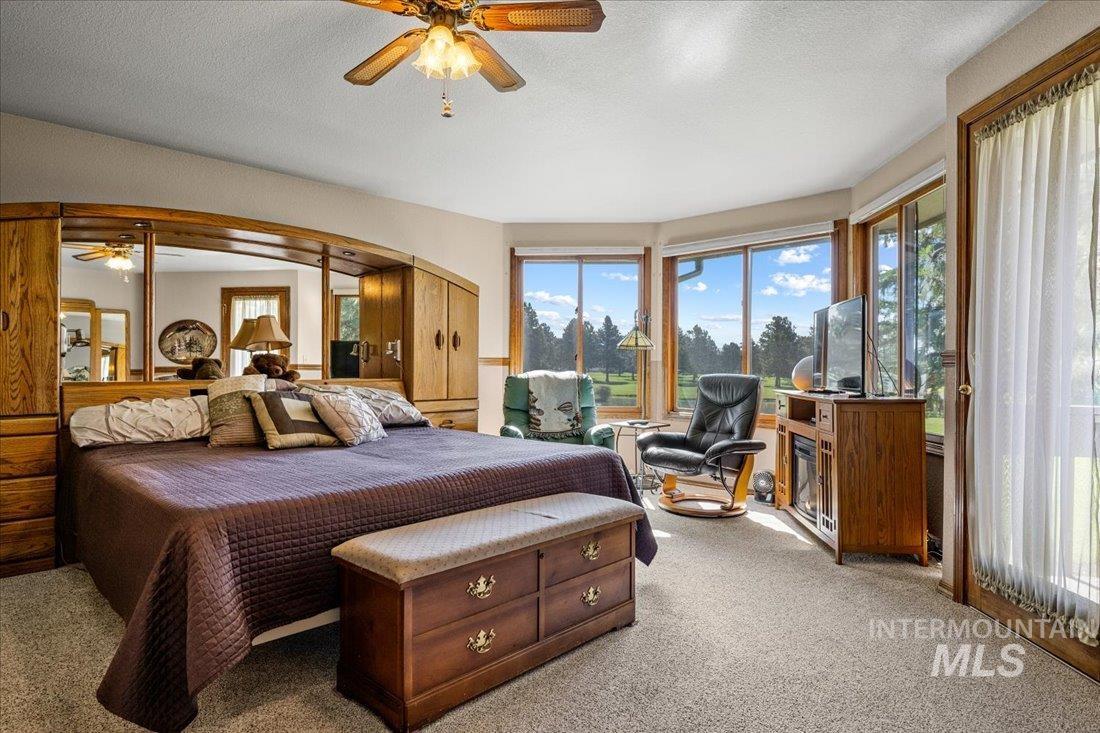 704 N Nicklaus Ln, Eagle, Idaho 83616-5358, 4 Bedrooms, 2.5 Bathrooms, Residential For Sale, Price $775,000, 98960729
