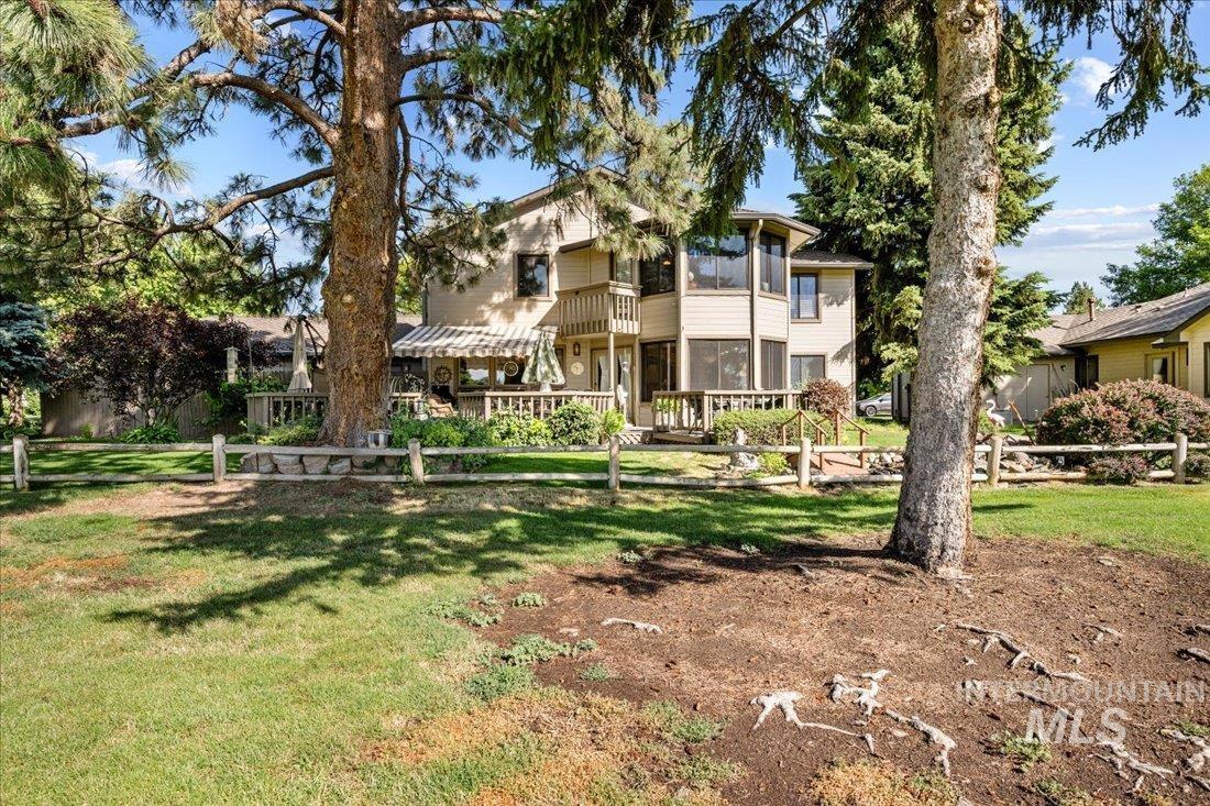 704 N Nicklaus Ln, Eagle, Idaho 83616-5358, 4 Bedrooms, 2.5 Bathrooms, Residential For Sale, Price $775,000, 98960729