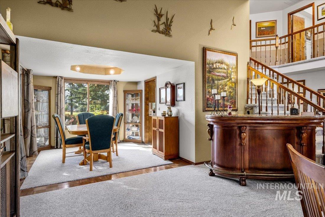 704 N Nicklaus Ln, Eagle, Idaho 83616-5358, 4 Bedrooms, 2.5 Bathrooms, Residential For Sale, Price $775,000, 98960729
