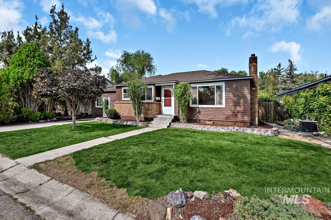 4910 W Edson Street, Boise, Idaho 83705, 2 Bedrooms, 1 Bathroom, Residential For Sale, Price $399,900, 98960736