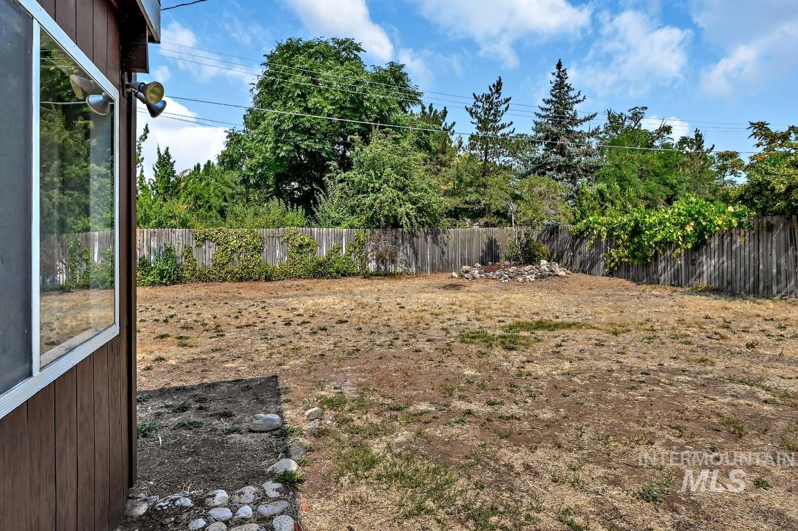 4910 W Edson Street, Boise, Idaho 83705, 2 Bedrooms, 1 Bathroom, Residential For Sale, Price $399,900, 98960736