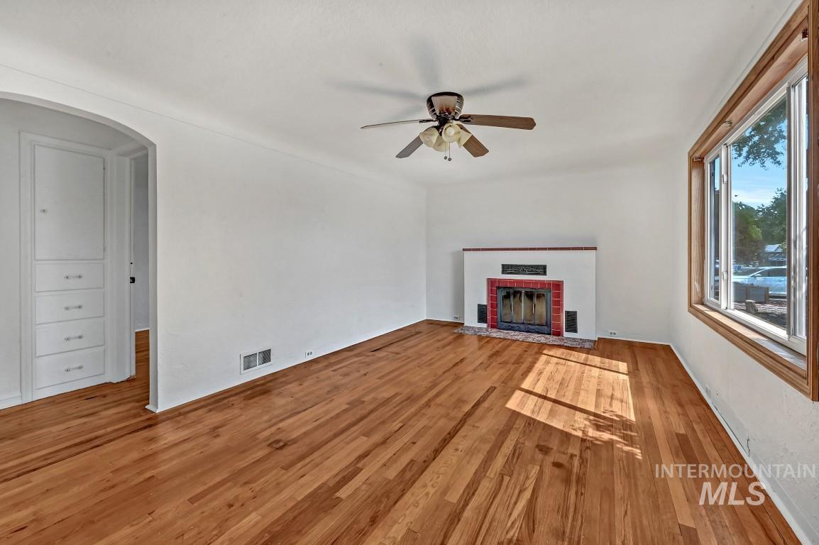 4910 W Edson Street, Boise, Idaho 83705, 2 Bedrooms, 1 Bathroom, Residential For Sale, Price $399,900, 98960736